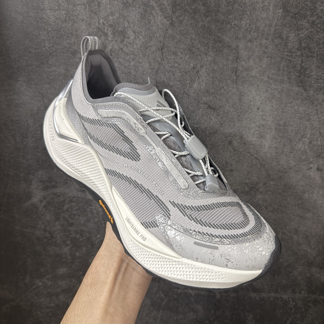 图片[3]-【纯原版】adidas HOLO PEAK 舒适贴合 户外越野跑鞋 男女同款 KK2240 顶级纯原 原鞋私模1：1开发 抽绳绑带设计，黑武士款机能感拉满，Lightstrike Pro中底踩出硬核气场，暗黑美学直接封神；黑武士款通透网面+流线型设计，清爽又轻盈，穿搭脚感全拿捏；大地咖款复古氛围感拉满，马牌大底防滑耐磨，抓地力超稳，软弹中底适合长时间步行越野不累脚，超高颜值 百搭各种风格！ 尺码：36-45含半码-选品中心