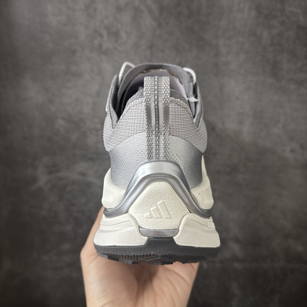 图片[4]-【纯原版】adidas HOLO PEAK 舒适贴合 户外越野跑鞋 男女同款 KK2240 顶级纯原 原鞋私模1：1开发 抽绳绑带设计，黑武士款机能感拉满，Lightstrike Pro中底踩出硬核气场，暗黑美学直接封神；黑武士款通透网面+流线型设计，清爽又轻盈，穿搭脚感全拿捏；大地咖款复古氛围感拉满，马牌大底防滑耐磨，抓地力超稳，软弹中底适合长时间步行越野不累脚，超高颜值 百搭各种风格！ 尺码：36-45含半码-选品中心