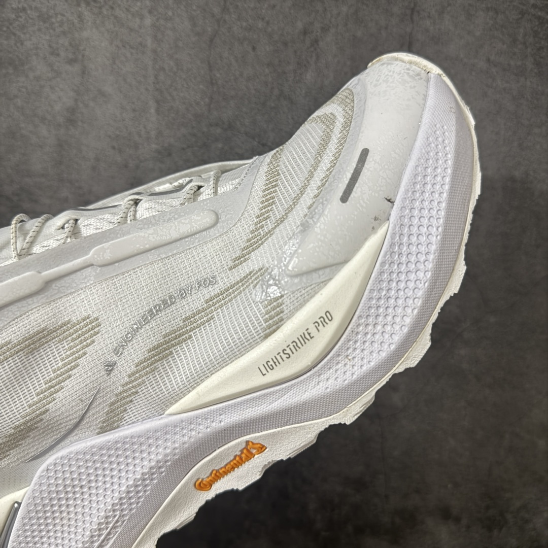 图片[6]-【纯原版】adidas HOLO PEAK 舒适贴合 户外越野跑鞋 男女同款 KI1521 顶级纯原 原鞋私模1：1开发 抽绳绑带设计，黑武士款机能感拉满，Lightstrike Pro中底踩出硬核气场，暗黑美学直接封神；黑武士款通透网面+流线型设计，清爽又轻盈，穿搭脚感全拿捏；大地咖款复古氛围感拉满，马牌大底防滑耐磨，抓地力超稳，软弹中底适合长时间步行越野不累脚，超高颜值 百搭各种风格！ 尺码：36-45含半码-选品中心