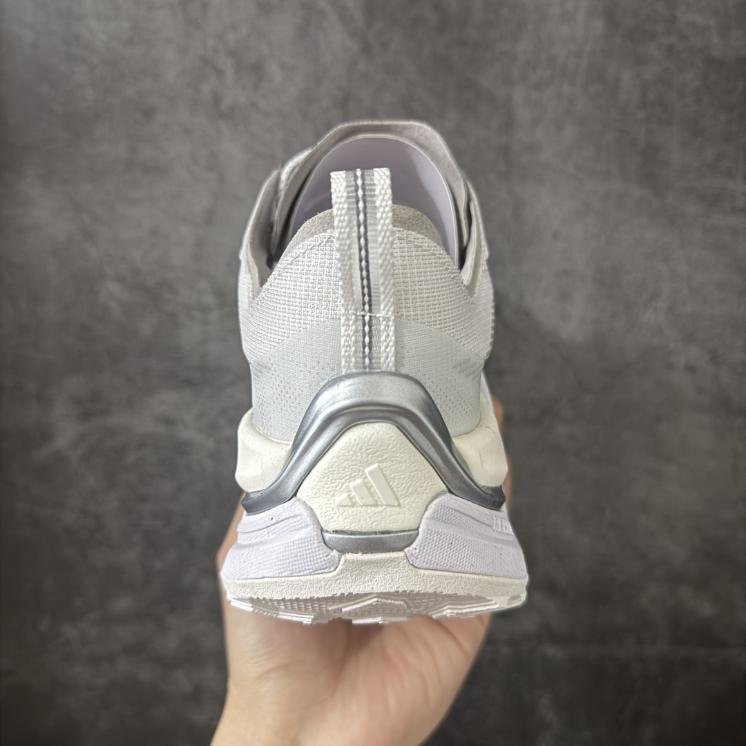 图片[4]-【纯原版】adidas HOLO PEAK 舒适贴合 户外越野跑鞋 男女同款 KI1521 顶级纯原 原鞋私模1：1开发 抽绳绑带设计，黑武士款机能感拉满，Lightstrike Pro中底踩出硬核气场，暗黑美学直接封神；黑武士款通透网面+流线型设计，清爽又轻盈，穿搭脚感全拿捏；大地咖款复古氛围感拉满，马牌大底防滑耐磨，抓地力超稳，软弹中底适合长时间步行越野不累脚，超高颜值 百搭各种风格！ 尺码：36-45含半码-选品中心