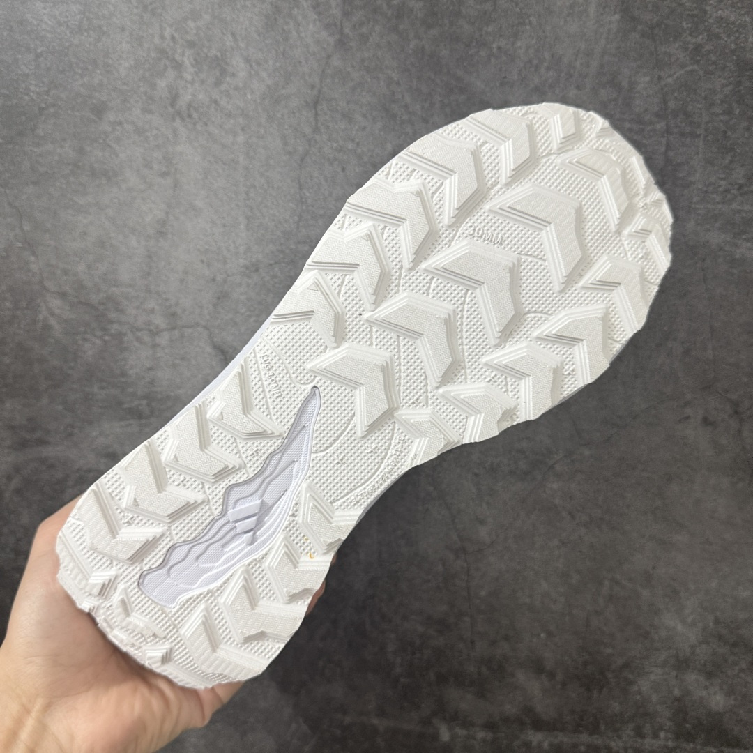 图片[9]-【纯原版】adidas HOLO PEAK 舒适贴合 户外越野跑鞋 男女同款 KI1521 顶级纯原 原鞋私模1：1开发 抽绳绑带设计，黑武士款机能感拉满，Lightstrike Pro中底踩出硬核气场，暗黑美学直接封神；黑武士款通透网面+流线型设计，清爽又轻盈，穿搭脚感全拿捏；大地咖款复古氛围感拉满，马牌大底防滑耐磨，抓地力超稳，软弹中底适合长时间步行越野不累脚，超高颜值 百搭各种风格！ 尺码：36-45含半码-选品中心