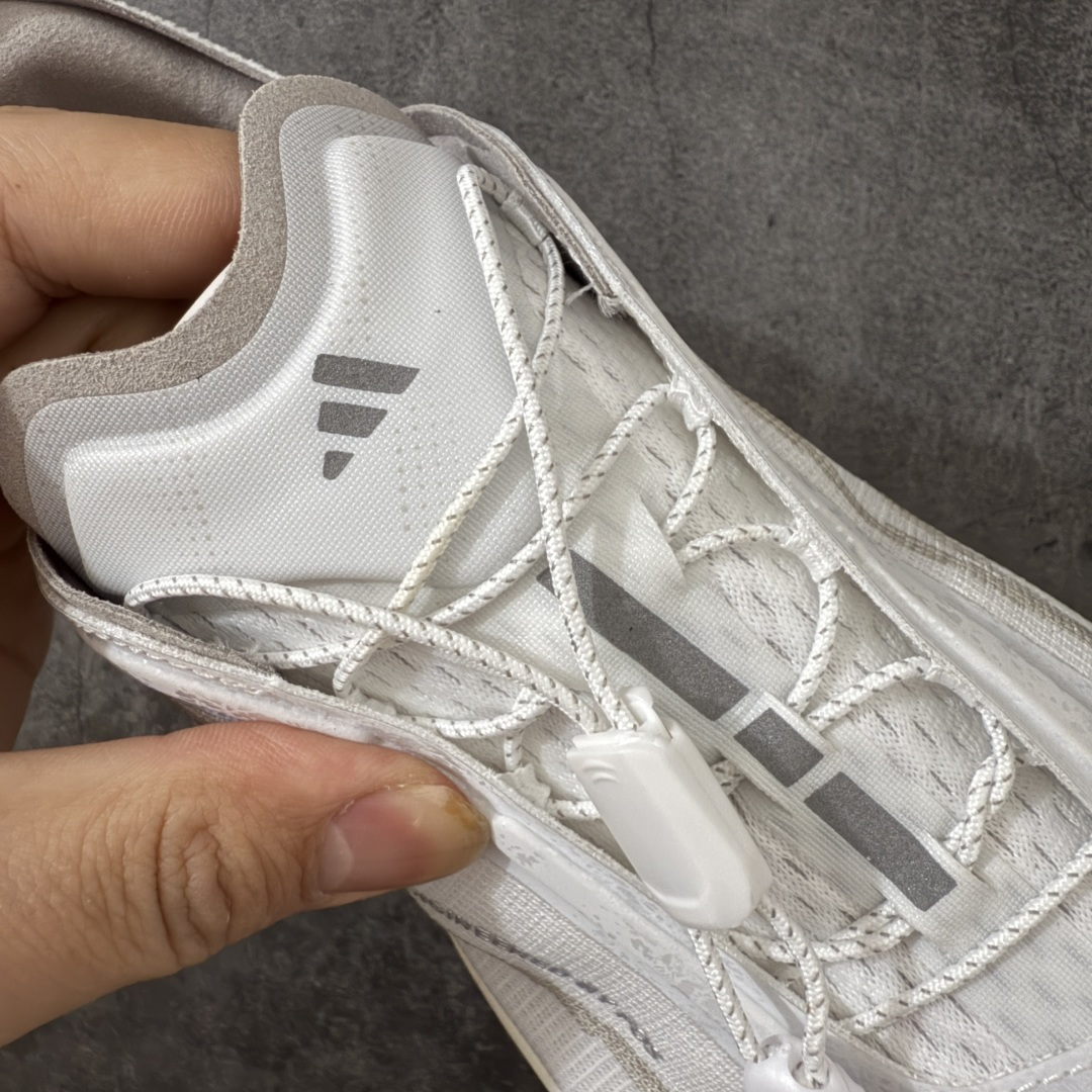 图片[6]-【纯原版】adidas HOLO PEAK 舒适贴合 户外越野跑鞋 男女同款 KI1521 顶级纯原 原鞋私模1：1开发 抽绳绑带设计，黑武士款机能感拉满，Lightstrike Pro中底踩出硬核气场，暗黑美学直接封神；黑武士款通透网面+流线型设计，清爽又轻盈，穿搭脚感全拿捏；大地咖款复古氛围感拉满，马牌大底防滑耐磨，抓地力超稳，软弹中底适合长时间步行越野不累脚，超高颜值 百搭各种风格！ 尺码：36-45含半码-选品中心