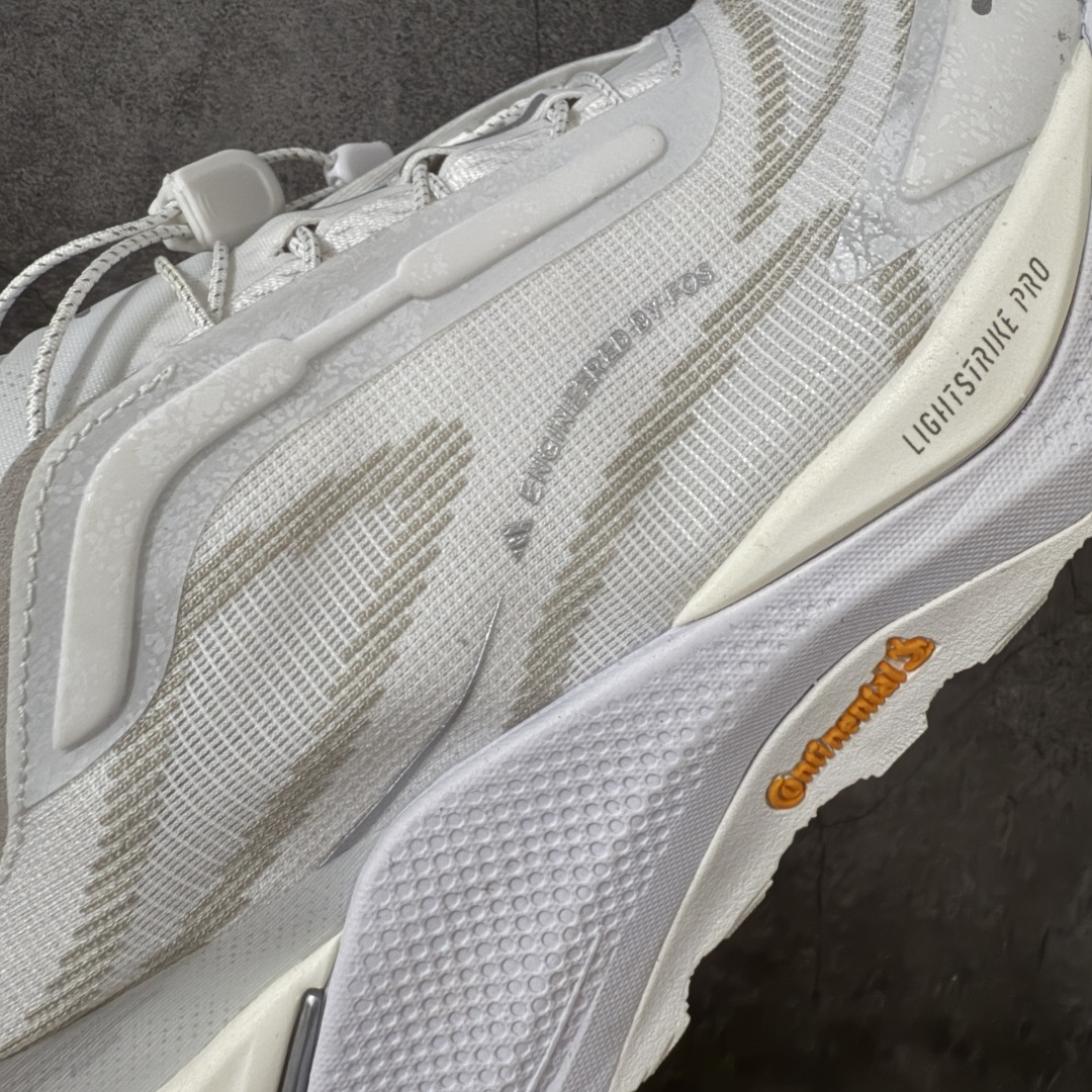 图片[4]-【纯原版】adidas HOLO PEAK 舒适贴合 户外越野跑鞋 男女同款 KI1521 顶级纯原 原鞋私模1：1开发 抽绳绑带设计，黑武士款机能感拉满，Lightstrike Pro中底踩出硬核气场，暗黑美学直接封神；黑武士款通透网面+流线型设计，清爽又轻盈，穿搭脚感全拿捏；大地咖款复古氛围感拉满，马牌大底防滑耐磨，抓地力超稳，软弹中底适合长时间步行越野不累脚，超高颜值 百搭各种风格！ 尺码：36-45含半码-选品中心