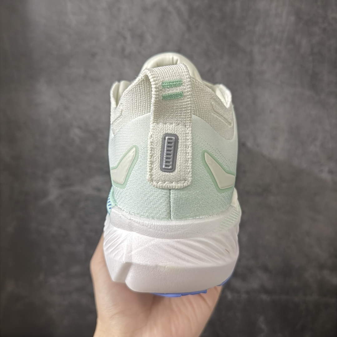 图片[4]-【BT纯原】Brooks Glycerin 23 布鲁克斯甘油 男女同款 正宗发泡超临界跑鞋 鞋面透气网眼 穿着舒适四季能穿 鞋面采用原厂甲卡梭织布此工艺只有DG那边才能做好 中底采用 DNA Tuned 超临界发泡 前掌DNA FLASH V2 抓地防滑耐磨 轻量竞速 日常跑步/马拉松/通勤最适合不过 超临界：核心特点 材质与脚感：采用EVA与TPU混合的超临界发泡材料，脚感软弹，回弹比Ortholite更快，重量更轻（单只约150克），能有效提升能量回馈，目前算最核心的中底！ ​采用原厂1：1 原盒原标 原厂欧索奈鞋垫 一切细节 做工以及脚感均做到完美还原 欢迎品鉴💪 尺码：35.5 36 36.5 37.5 38 38.5 39 40 40.5 41 42 42.5 43 44 44.5 45 46 46.5 47.5-选品中心