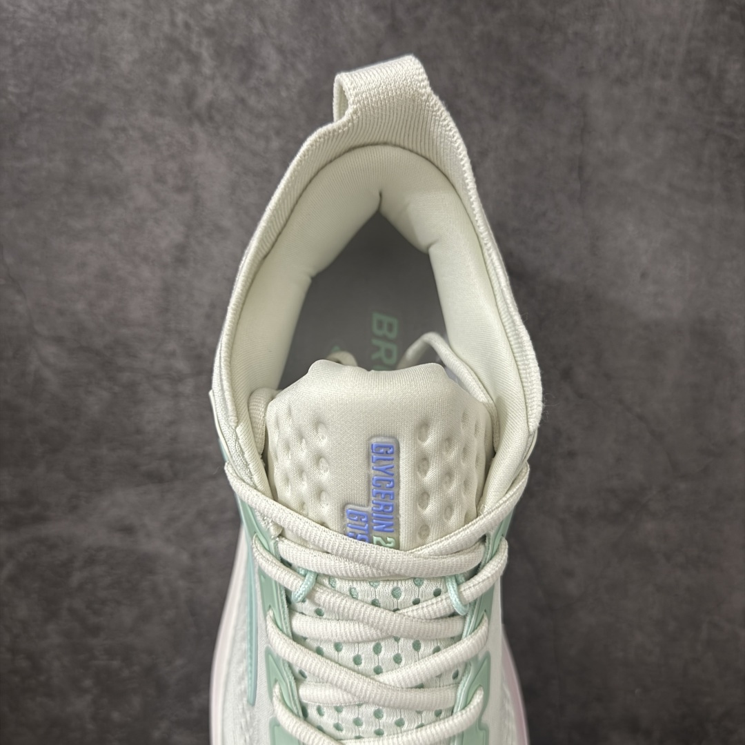 图片[8]-【BT纯原】Brooks Glycerin 23 布鲁克斯甘油 男女同款 正宗发泡超临界跑鞋 鞋面透气网眼 穿着舒适四季能穿 鞋面采用原厂甲卡梭织布此工艺只有DG那边才能做好 中底采用 DNA Tuned 超临界发泡 前掌DNA FLASH V2 抓地防滑耐磨 轻量竞速 日常跑步/马拉松/通勤最适合不过 超临界：核心特点 材质与脚感：采用EVA与TPU混合的超临界发泡材料，脚感软弹，回弹比Ortholite更快，重量更轻（单只约150克），能有效提升能量回馈，目前算最核心的中底！ ​采用原厂1：1 原盒原标 原厂欧索奈鞋垫 一切细节 做工以及脚感均做到完美还原 欢迎品鉴💪 尺码：35.5 36 36.5 37.5 38 38.5 39 40 40.5 41 42 42.5 43 44 44.5 45 46 46.5 47.5-选品中心
