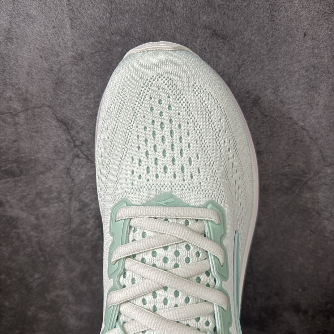 图片[5]-【BT纯原】Brooks Glycerin 23 布鲁克斯甘油 男女同款 正宗发泡超临界跑鞋 鞋面透气网眼 穿着舒适四季能穿 鞋面采用原厂甲卡梭织布此工艺只有DG那边才能做好 中底采用 DNA Tuned 超临界发泡 前掌DNA FLASH V2 抓地防滑耐磨 轻量竞速 日常跑步/马拉松/通勤最适合不过 超临界：核心特点 材质与脚感：采用EVA与TPU混合的超临界发泡材料，脚感软弹，回弹比Ortholite更快，重量更轻（单只约150克），能有效提升能量回馈，目前算最核心的中底！ ​采用原厂1：1 原盒原标 原厂欧索奈鞋垫 一切细节 做工以及脚感均做到完美还原 欢迎品鉴💪 尺码：35.5 36 36.5 37.5 38 38.5 39 40 40.5 41 42 42.5 43 44 44.5 45 46 46.5 47.5-选品中心