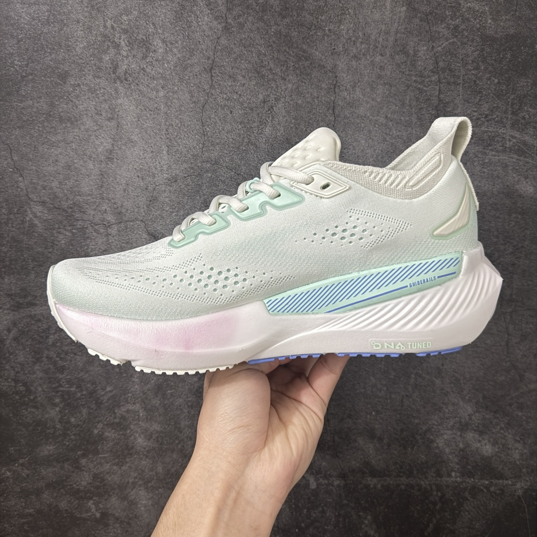 图片[2]-【BT纯原】Brooks Glycerin 23 布鲁克斯甘油 男女同款 正宗发泡超临界跑鞋 鞋面透气网眼 穿着舒适四季能穿 鞋面采用原厂甲卡梭织布此工艺只有DG那边才能做好 中底采用 DNA Tuned 超临界发泡 前掌DNA FLASH V2 抓地防滑耐磨 轻量竞速 日常跑步/马拉松/通勤最适合不过 超临界：核心特点 材质与脚感：采用EVA与TPU混合的超临界发泡材料，脚感软弹，回弹比Ortholite更快，重量更轻（单只约150克），能有效提升能量回馈，目前算最核心的中底！ ​采用原厂1：1 原盒原标 原厂欧索奈鞋垫 一切细节 做工以及脚感均做到完美还原 欢迎品鉴💪 尺码：35.5 36 36.5 37.5 38 38.5 39 40 40.5 41 42 42.5 43 44 44.5 45 46 46.5 47.5-选品中心