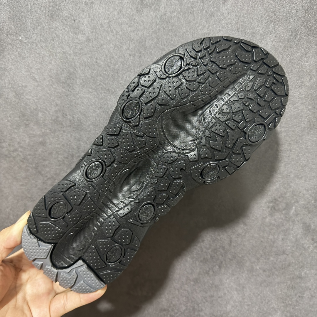 ECCO爱步运动凉鞋男款牛皮舒适沙滩凉鞋 越野系列 便捷魔术贴设计，可自由调节松紧，方便穿脱 鞋面采用E