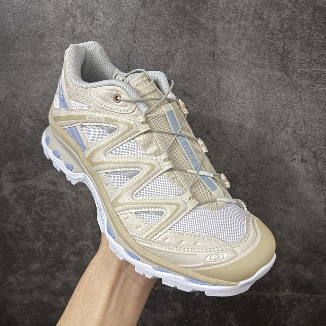 图片[3]-【绿x升级版】Salomon XT-QUEST ADV 萨洛蒙情侣款户外机能鞋 492618 全新绿x升级版 品质大改进 ‼️ 全鞋改进为原厂一致材料打造 全新修长鞋型 相对老版臃肿鞋型 此版的版型更正 全新玻璃冲刀 清洁度提升 同步原版左右鞋带孔的间距加大（之前老版间距太小） 网面与鞋头材料校对一致无色差（老版网面有色差） 鞋后跟反口V字定型同步zp（老版臃肿为U字后跟反口） 鞋舌两侧鞋帮脚踝处更加直挺（之前老版往中间踏） 鞋盒黑盒改正为原版牛皮纸鞋盒 鞋头处添加☯️太极标 所有细节多次修改校正 坚持同步原版无差别 毋庸置疑全市场最好的版本💪🏻终端优势供应 尺码：36-46-选品中心