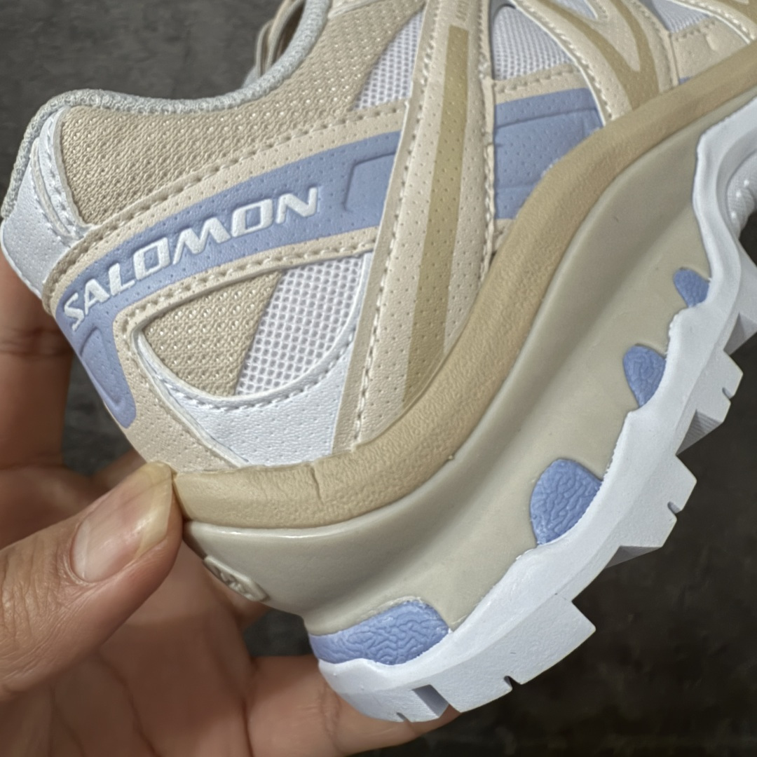 图片[3]-【绿x升级版】Salomon XT-QUEST ADV 萨洛蒙情侣款户外机能鞋 492618 全新绿x升级版 品质大改进 ‼️ 全鞋改进为原厂一致材料打造 全新修长鞋型 相对老版臃肿鞋型 此版的版型更正 全新玻璃冲刀 清洁度提升 同步原版左右鞋带孔的间距加大（之前老版间距太小） 网面与鞋头材料校对一致无色差（老版网面有色差） 鞋后跟反口V字定型同步zp（老版臃肿为U字后跟反口） 鞋舌两侧鞋帮脚踝处更加直挺（之前老版往中间踏） 鞋盒黑盒改正为原版牛皮纸鞋盒 鞋头处添加☯️太极标 所有细节多次修改校正 坚持同步原版无差别 毋庸置疑全市场最好的版本💪🏻终端优势供应 尺码：36-46-选品中心