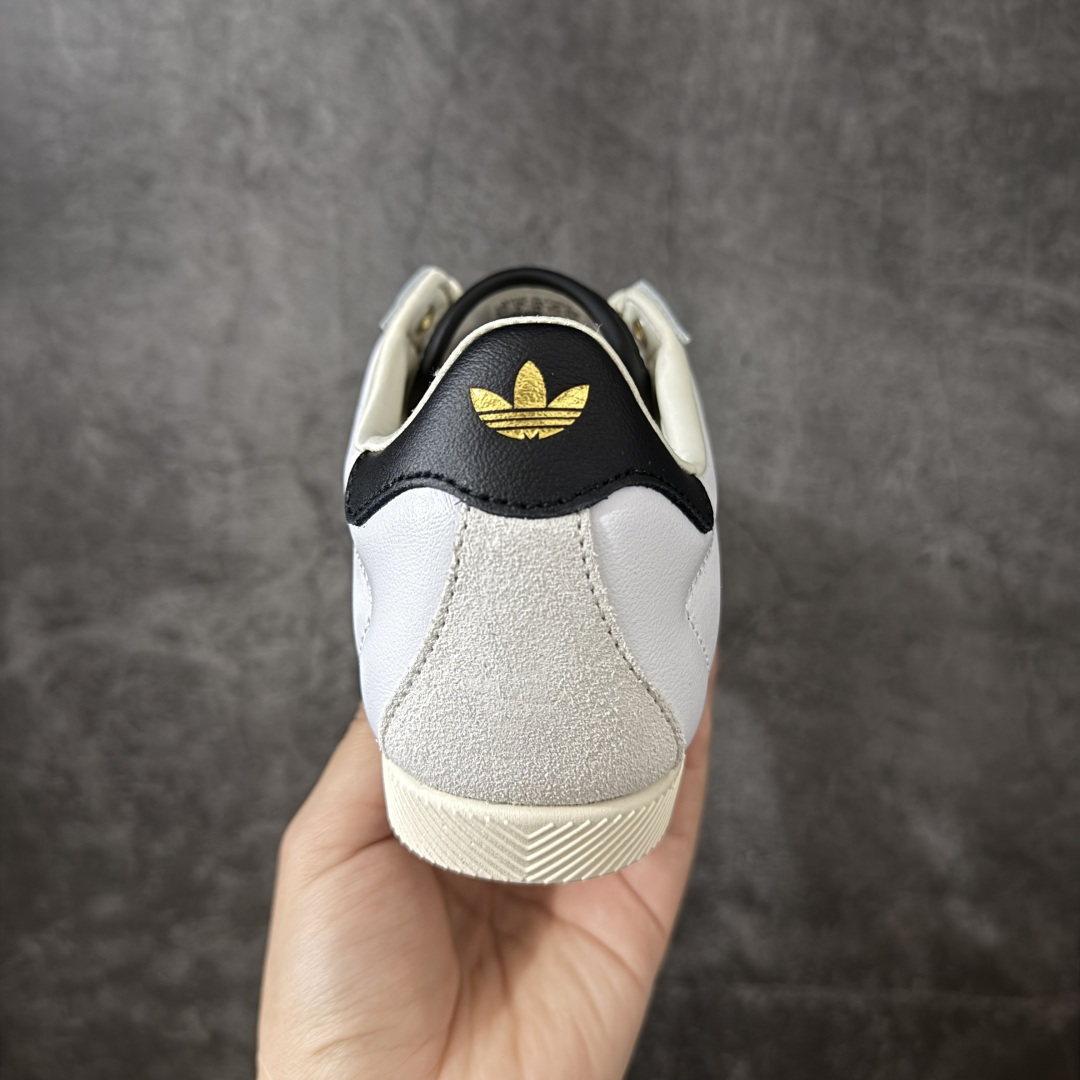 图片[4]-【CS纯原版】Adidas Originals Changle系列 阿迪达斯 三叶草 百搭低帮休闲运动板鞋 KJ3959 顶级纯原大厂出品 完美还原zp细节，注意区别市场任何版本，完全不是一路货色‼️ 全鞋原材料打造，无任何色差，正确鞋型，后跟港宝材料定型，正确微透生胶大底，反口内里头层细腻小牛皮，纸板中底 鞋垫背胶，侧面正确烫金压印字母，所有细节完美还原‼️ 尺码：35.5 36 36.5 37 38 38.5 39 40 40.5 41 42 42.5 43 44 44.5 45-选品中心