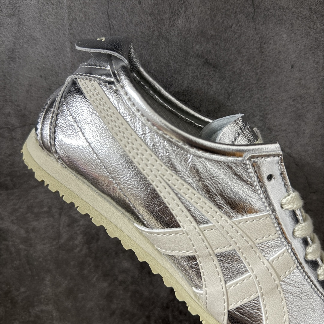 图片[7]-【顶级小羊皮版】Onitsuka Tiger Mexico 66 亚瑟士鬼冢虎复古经典板鞋 平台专供 充正版本 保证每个配色都是采购原鞋开发 采用原厂材料 全头层纳帕细纹皮面 质感无敌 全新玻璃刀切割皮料 超高清洁度 纹路、色泽、皮心颜色 质感百分百还原 海外订单工厂出品 超成熟稳定的做工品控 原装全套纸板楦头开发 原汁原味 完美呈现版型 私模正确鞋底咬花纹路 一比一鞋头弧度高度鞋身弧度 绝不口嗨 细节品控鞋型随意秒杀市面 原档咬花纹路私模大底 一个单元有六个三角形 总体形拼接呈现花瓣状 官方四联吊牌 原装Ortholite轻量化鞋垫 原盒原配 质保卡 说明书 钢印防尘纸 纸板中底带钢印 乳胶组合鞋垫带足弓 支持全方位的对比专柜 尺码：36 37 37.5 38 39 39.5 40 40.5 41.5 42 42.5 43.5 44 44.5 45-选品中心