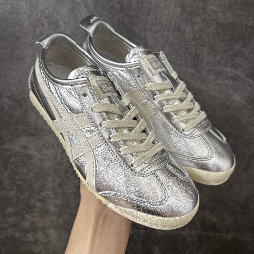 【顶级小羊皮版】Onitsuka Tiger Mexico 66 亚瑟士鬼冢虎复古经典板鞋 平台专供 充正版本 保证每个配色都是采购原鞋开发 采用原厂材料 全头层纳帕细纹皮面 质感无敌 全新玻璃刀切割皮料 超高清洁度 纹路、色泽、皮心颜色 质感百分百还原 海外订单工厂出品 超成熟稳定的做工品控 原装全套纸板楦头开发 原汁原味 完美呈现版型 私模正确鞋底咬花纹路 一比一鞋头弧度高度鞋身弧度 绝不口嗨 细节品控鞋型随意秒杀市面 原档咬花纹路私模大底 一个单元有六个三角形 总体形拼接呈现花瓣状 官方四联吊牌 原装Ortholite轻量化鞋垫 原盒原配 质保卡 说明书 钢印防尘纸 纸板中底带钢印 乳胶组合鞋垫带足弓 支持全方位的对比专柜 尺码：36 37 37.5 38 39 39.5 40 40.5 41.5 42 42.5 43.5 44 44.5 45-选品中心