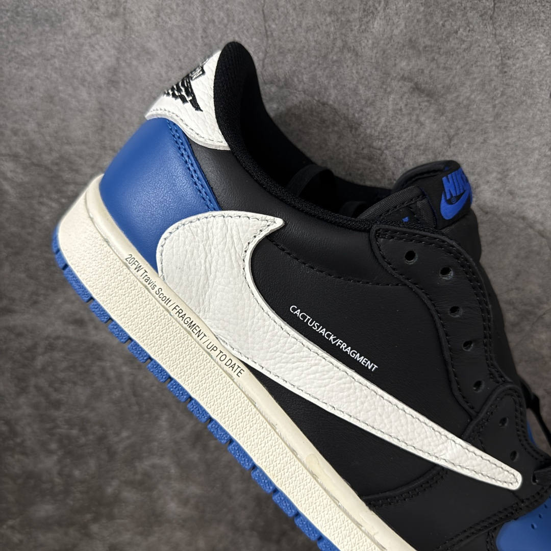 图片[7]-【纯原F版】Travis Scott x Air Jordan AJ1 Low OG SP TS联名倒钩低帮 黑蓝白倒钩定制款 DM7866-014 知名大厂出品 纯原高版本 产品品控稳定性领先行业 各方面均可对飙市面通货版 SZ原厂全套原楦原纸板冲刀磨具开发 原厂皮料加持 原厂港宝加持定型后跟R度完美 同源原厂电绣 鬼脸飞翼针数密度立体效果一致 百分百一致原鞋 原厂拉帮工艺 针距密度一致 后跟弧度收口自然不对折 极致一眼正品既视感 进口玻璃冲刀皮料裁剪零毛边 全鞋电脑针车工艺 品控清洁度最高QC检验标准 免检产品 原厂订购鞋盒、鞋标、防尘纸、鞋撑、鞋带 追求极致的原厂味道！ 尺码：36-47.5-选品中心