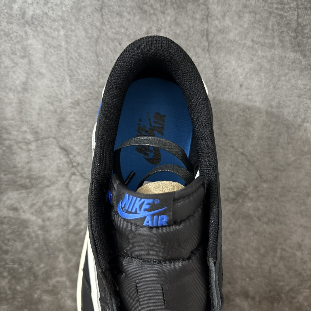 图片[8]-【纯原F版】Travis Scott x Air Jordan AJ1 Low OG SP TS联名倒钩低帮 黑蓝白倒钩定制款 DM7866-014 知名大厂出品 纯原高版本 产品品控稳定性领先行业 各方面均可对飙市面通货版 SZ原厂全套原楦原纸板冲刀磨具开发 原厂皮料加持 原厂港宝加持定型后跟R度完美 同源原厂电绣 鬼脸飞翼针数密度立体效果一致 百分百一致原鞋 原厂拉帮工艺 针距密度一致 后跟弧度收口自然不对折 极致一眼正品既视感 进口玻璃冲刀皮料裁剪零毛边 全鞋电脑针车工艺 品控清洁度最高QC检验标准 免检产品 原厂订购鞋盒、鞋标、防尘纸、鞋撑、鞋带 追求极致的原厂味道！ 尺码：36-47.5-选品中心