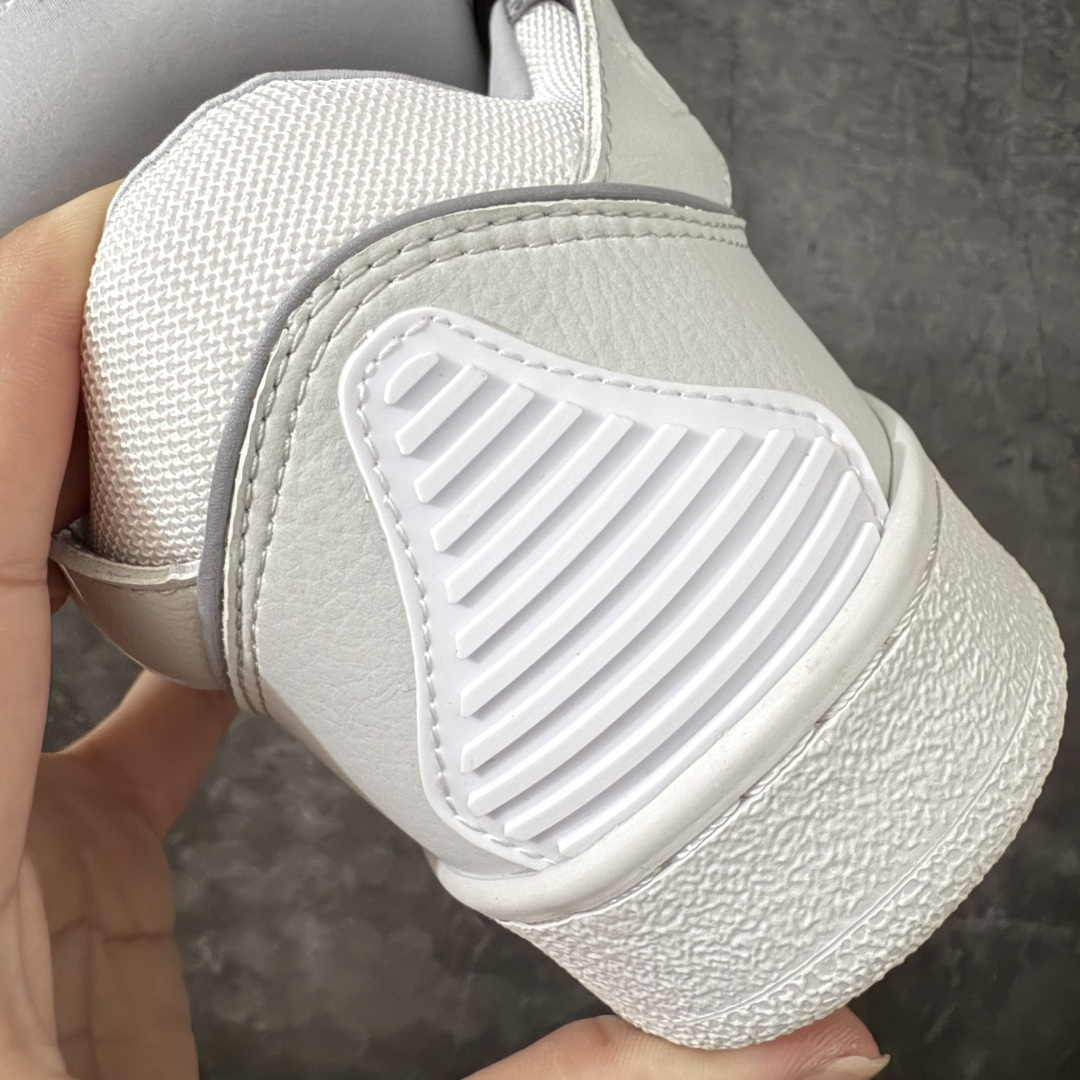 图片[2]-【YH纯原版】 Lanvin Leather Curb Sneakers 浪凡面包鞋 现货 原版1：1开模重工艺制作 面料采用进口牛磨砂➕环保牛反绒➕金钢网织物 内里柔软透气太空棉面料 原版开模双色TPU大底 顶级品质 区别市场流通其他货品 Leather是一款灵感源自90年代的运动鞋 设计自信 尺寸夸张 这款鞋由纳帕小牛皮、翻毛皮和网眼布制成 圆润的外形、加垫的鞋舌和弯曲的金属孔眼使这款精心打造的鞋格外舒适 尺码：36-47-选品中心