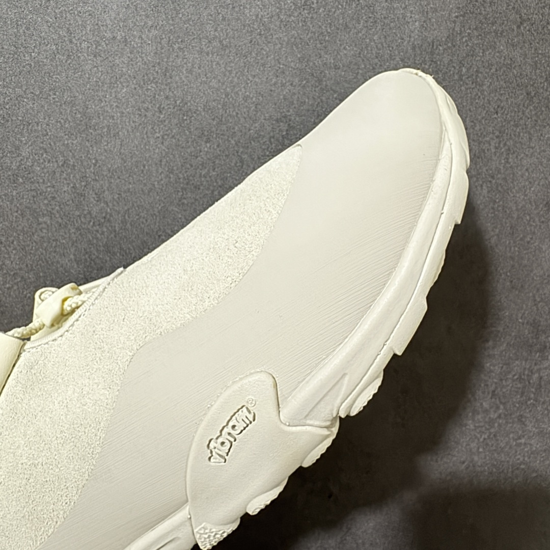 图片[8]-【公司级】New Balance MT10系列 薄系扁鞋风赤足生活休闲鞋 #鞋底采用Vibram橡胶大底，赋予卓越的抓地力，适合多种地形穿着。中底采用薄薄的缓冲层，提供舒适的穿着体验。鞋身紧贴脚面，形成良好的包裹性，减少脚在鞋内的移动与摩擦。4毫米的低坡差设计更适合自然的中足落地方式，尽可能贴近地面，让穿着者能够更贴近地面，感受大自然的每一丝呼吸。 货号：MT10TTD 尺码：36 37 37.5 38 38.5 39 40 40.5 41 42 42.5 43 44 45-选品中心