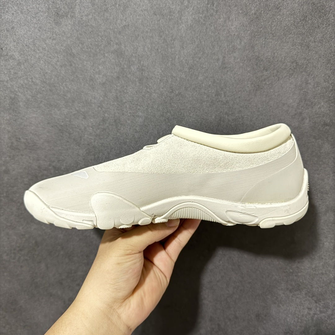 图片[2]-【公司级】New Balance MT10系列 薄系扁鞋风赤足生活休闲鞋 #鞋底采用Vibram橡胶大底，赋予卓越的抓地力，适合多种地形穿着。中底采用薄薄的缓冲层，提供舒适的穿着体验。鞋身紧贴脚面，形成良好的包裹性，减少脚在鞋内的移动与摩擦。4毫米的低坡差设计更适合自然的中足落地方式，尽可能贴近地面，让穿着者能够更贴近地面，感受大自然的每一丝呼吸。 货号：MT10TTD 尺码：36 37 37.5 38 38.5 39 40 40.5 41 42 42.5 43 44 45-选品中心