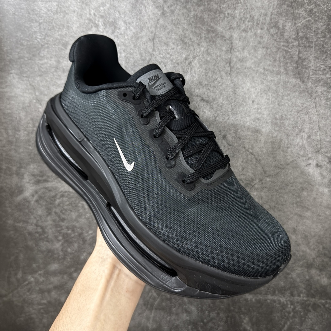 图片[3]-【XE纯原】NIKE VOMERO PREMIUM 全掌气垫缓震网面运动跑鞋 市场最强 没有之一 纯原生产线出品 原版开发 全部原材料 细节一比一打造 完美还原zp脚感 正确前后分离式两片纤维柱气垫 上下包裹超软弹泡棉 正确组合大底 区别市场通货 版型完美 鞋面材料同步原版1：1 全部原版开发校对 欢迎对比💪🏻 Nike 运用 Air技术专利，推出 Nike Pegasus Premium，沿用经典 Pegasus 系列产品深受跑者喜爱的缓震功能，并配置 Nike 首款可见式塑形 Air Zoom 气垫。 全掌可见的AirZoom首次在Pegasus系列中出现，模仿了Vaporfly的碳板曲线，增强了跑步时的流畅过渡。 货号：IQ0627-001 尺码：36-46（半）-选品中心