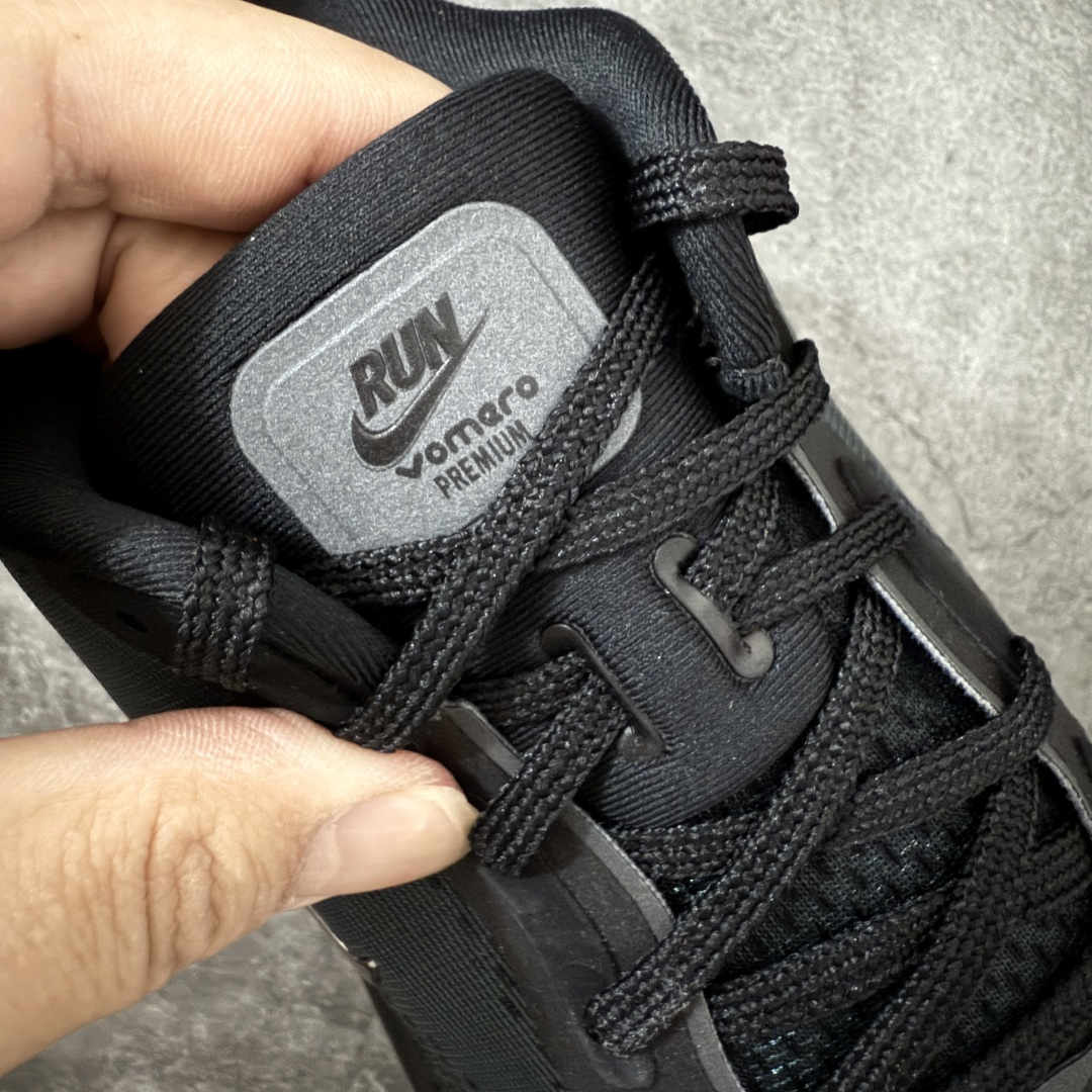 图片[6]-【XE纯原】NIKE VOMERO PREMIUM 全掌气垫缓震网面运动跑鞋 市场最强 没有之一 纯原生产线出品 原版开发 全部原材料 细节一比一打造 完美还原zp脚感 正确前后分离式两片纤维柱气垫 上下包裹超软弹泡棉 正确组合大底 区别市场通货 版型完美 鞋面材料同步原版1：1 全部原版开发校对 欢迎对比💪🏻 Nike 运用 Air技术专利，推出 Nike Pegasus Premium，沿用经典 Pegasus 系列产品深受跑者喜爱的缓震功能，并配置 Nike 首款可见式塑形 Air Zoom 气垫。 全掌可见的AirZoom首次在Pegasus系列中出现，模仿了Vaporfly的碳板曲线，增强了跑步时的流畅过渡。 货号：IQ0627-001 尺码：36-46（半）-选品中心