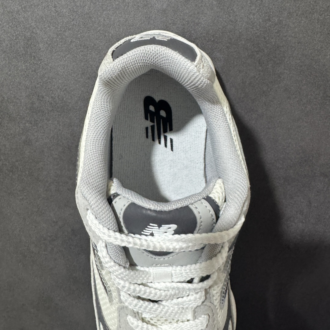 图片[6]-【公司级】New Balance NB603系列 经典时尚潮流百搭 老爹鞋 男女同款 鞋面由原厂特殊定制材料纹路细腻 多道序QC把关品质完善 细节完美 以更纯粹的复古风格设计打造的全新造型 侧身还以解构设计 将 N 字标志以做旧压花样式呈现，样式别具新意 货号：M6032OD 尺码：36 36.5 37 38 38.5 39 40 40.5 41 42 42.5 43 44 45-选品中心