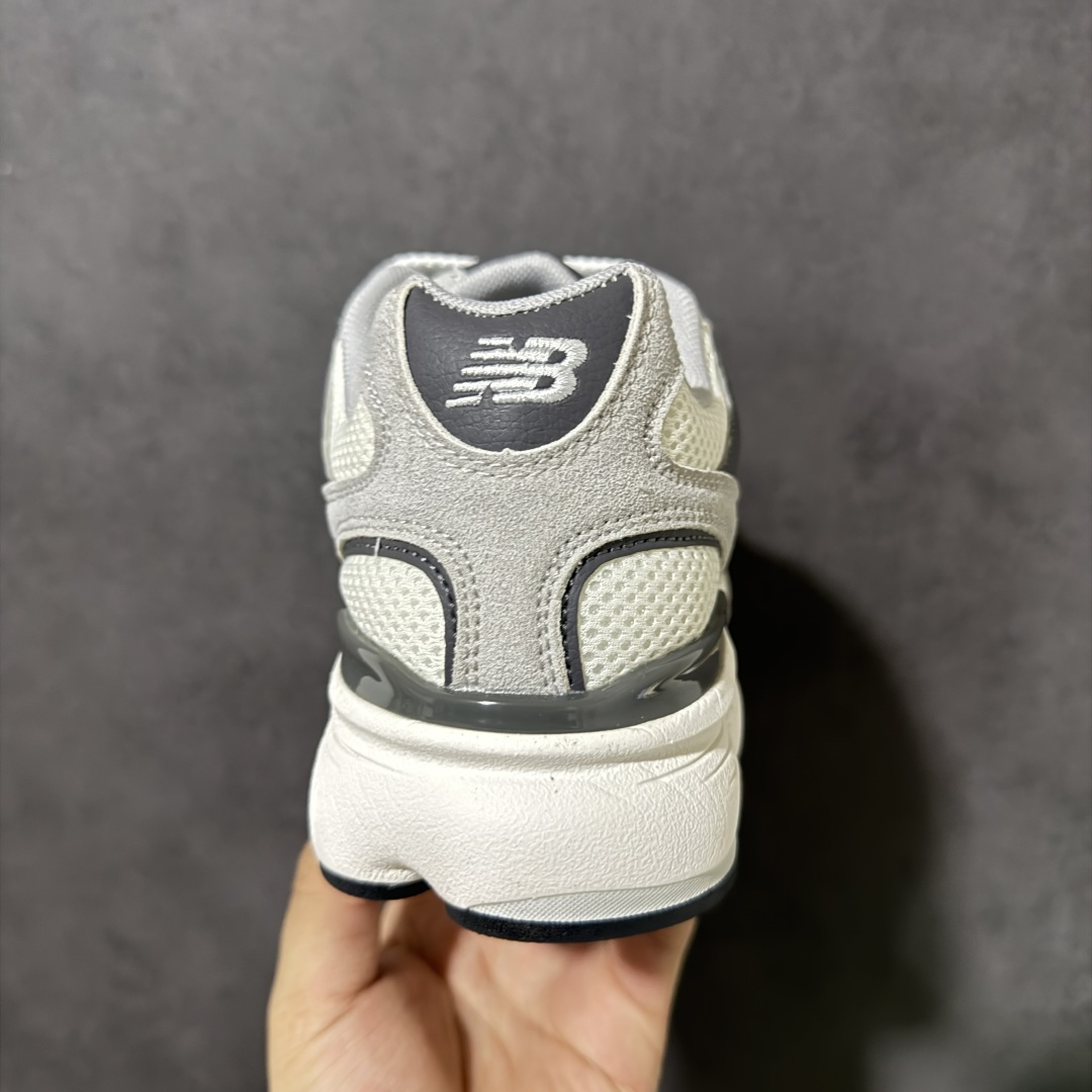 图片[4]-【公司级】New Balance NB603系列 经典时尚潮流百搭 老爹鞋 男女同款 鞋面由原厂特殊定制材料纹路细腻 多道序QC把关品质完善 细节完美 以更纯粹的复古风格设计打造的全新造型 侧身还以解构设计 将 N 字标志以做旧压花样式呈现，样式别具新意 货号：M6032OD 尺码：36 36.5 37 38 38.5 39 40 40.5 41 42 42.5 43 44 45-选品中心