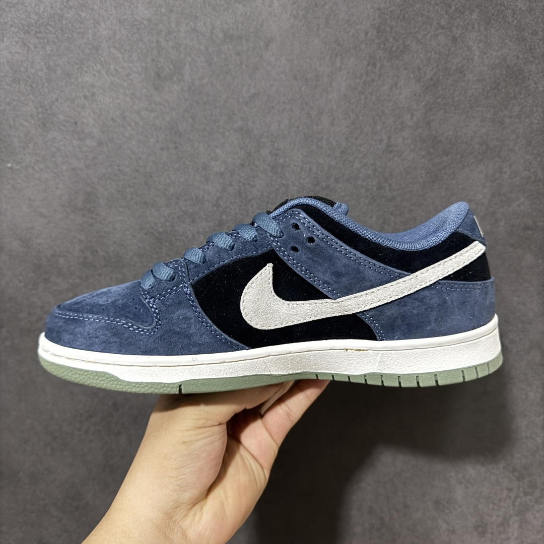图片[2]-【定制版】Nike SB Dunk Low周年高端定制 低帮休闲板鞋 定制鞋盒 大厂纯原品质出货 超高清洁度 皮料切割干净无任何毛边 细节完美 货号：HF3063-002 尺码：36 36.5 37.5 38 38.5 39 40 40.5 41 42 42.5 43 44 44.5 45-选品中心