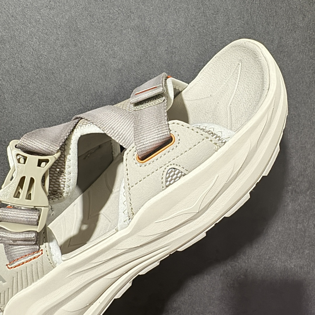 图片[8]-【H版】Hoka One M INFINI HIKE TC 户外机能山地凉鞋 #鞋型从外观就给人强烈的户外机能感，粗犷率性的厚底设计，继承了 HOKA ONE ONE 跑鞋 DNA。鞋身采用了氯丁胶打造，搭配抓地力很强的橡胶外底，这款凉鞋鞋身自重非常轻，可以在穿着时更加轻盈舒适。 货号：1162590-PCC 尺码：36-45带半码-选品中心