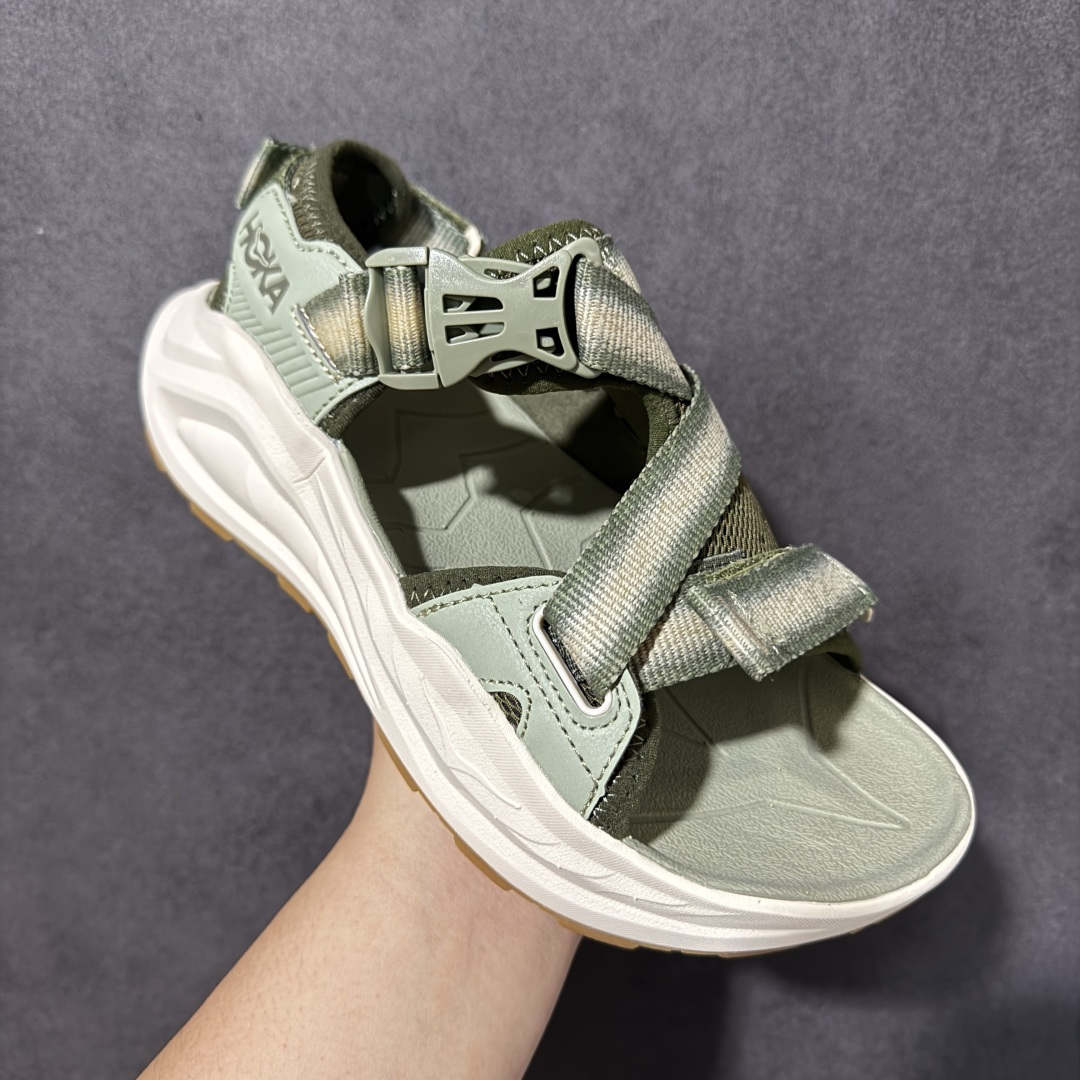 图片[3]-【H版】Hoka One M INFINI HIKE TC 户外机能山地凉鞋 #鞋型从外观就给人强烈的户外机能感，粗犷率性的厚底设计，继承了 HOKA ONE ONE 跑鞋 DNA。鞋身采用了氯丁胶打造，搭配抓地力很强的橡胶外底，这款凉鞋鞋身自重非常轻，可以在穿着时更加轻盈舒适。 货号：1162570-SMLK 尺码：36-45带半码-选品中心