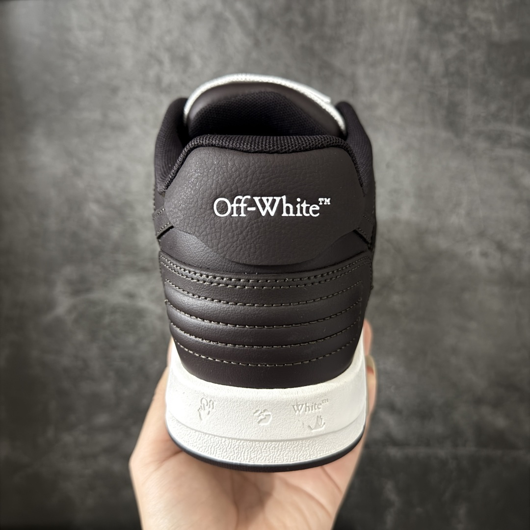 图片[4]-【纯原版】OFF-WHITE Out Of Office OW低帮时尚板鞋 白米 杨幂同款 由经典配色打造 箭头符号、ZipTie 标签、1ogo印花等经典元素皆在此呈现 让人一眼明了 Off-White 的潮流身份 单品以黑白配色皮质制成 饰有品牌标志性 zip Tie 束线带吊牌 侧面饰有 Arrows 图案 展现出品牌对街头风格的偏爱 原厂原档案开发 原盒原标原厂头层皮料 官方原版设计 做工细节全方位对比原鞋 尺码：36 37 38 39 40 41 42 43 44 45 46 47-选品中心