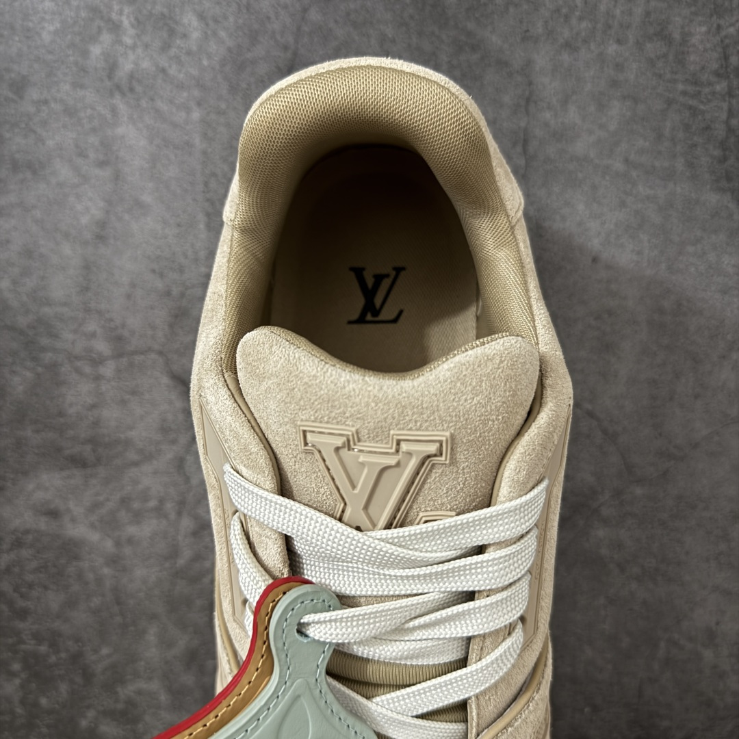 图片[8]-【佛山顶级超A版】Louis Vuitton LV Trainer系列 浅卡其吊牌 仓库现货 当天可取 私人订单 专柜混卖零售专供 所有配色均为购买原版复刻 整体版型 皮料 市场独一无二 后跟版型都可以自行对比[机智]吊打市场所有货 怒甩十条街，欢迎拿市场各大工厂的货来对比！ 鞋舌烫金超正 压印程度秒杀市面90%以上的高端货 新配色陆续开发出货 尺码：39-45-选品中心