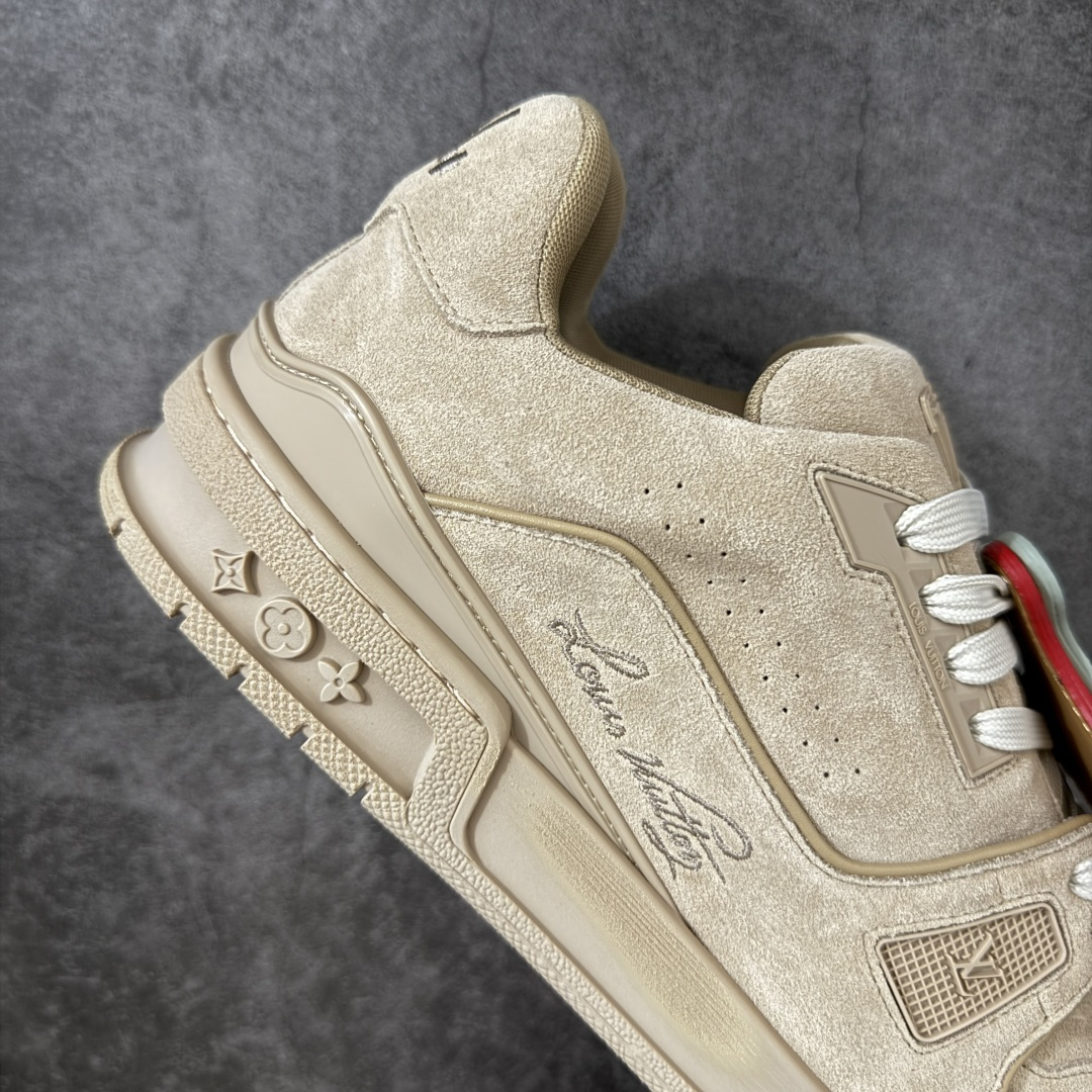 图片[7]-【佛山顶级超A版】Louis Vuitton LV Trainer系列 浅卡其吊牌 仓库现货 当天可取 私人订单 专柜混卖零售专供 所有配色均为购买原版复刻 整体版型 皮料 市场独一无二 后跟版型都可以自行对比[机智]吊打市场所有货 怒甩十条街，欢迎拿市场各大工厂的货来对比！ 鞋舌烫金超正 压印程度秒杀市面90%以上的高端货 新配色陆续开发出货 尺码：39-45-选品中心