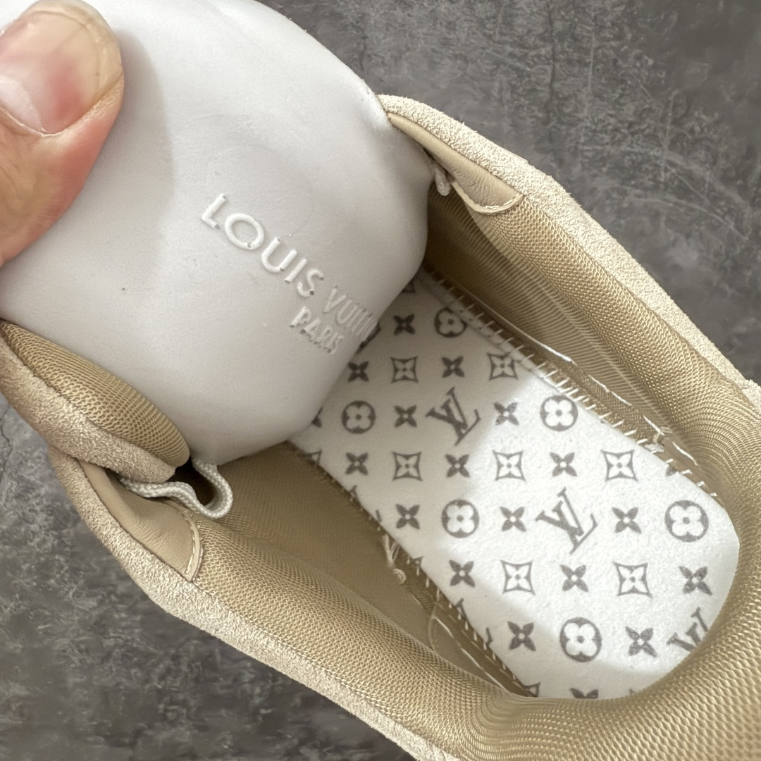 图片[10]-【佛山顶级超A版】Louis Vuitton LV Trainer系列 浅卡其吊牌 仓库现货 当天可取 私人订单 专柜混卖零售专供 所有配色均为购买原版复刻 整体版型 皮料 市场独一无二 后跟版型都可以自行对比[机智]吊打市场所有货 怒甩十条街，欢迎拿市场各大工厂的货来对比！ 鞋舌烫金超正 压印程度秒杀市面90%以上的高端货 新配色陆续开发出货 尺码：39-45-选品中心
