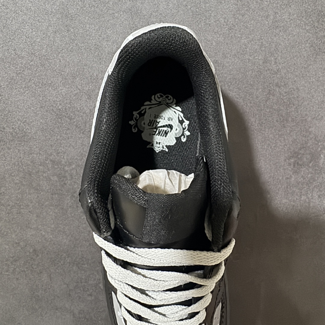 图片[6]-【定制版】Nike Air Force 1 Low CNY 耐克 空军一号 低帮 马年限定 灰影潮行 黑灰 男女同款 该定制版球鞋采用原鞋为Nike Air Forcej 1 Low，黑武士复古减震透气低帮板鞋男女同款黑，灵感来源结合当下流行配色进行设计。定制球鞋可以正常穿洗，穿着过程中尽量避免剧烈运动以及尖锐的物体划伤，请避免用高浓度有机溶剂擦洗，清洗时建议使用柔软的毛刷配合浓度适宜的清洗剂轻轻刷洗。 货号：CW2288-001 尺码：36 36.5 37.5 38 38.5 39 40 40.5 41 42 42.5 43 44 44.5 45-选品中心