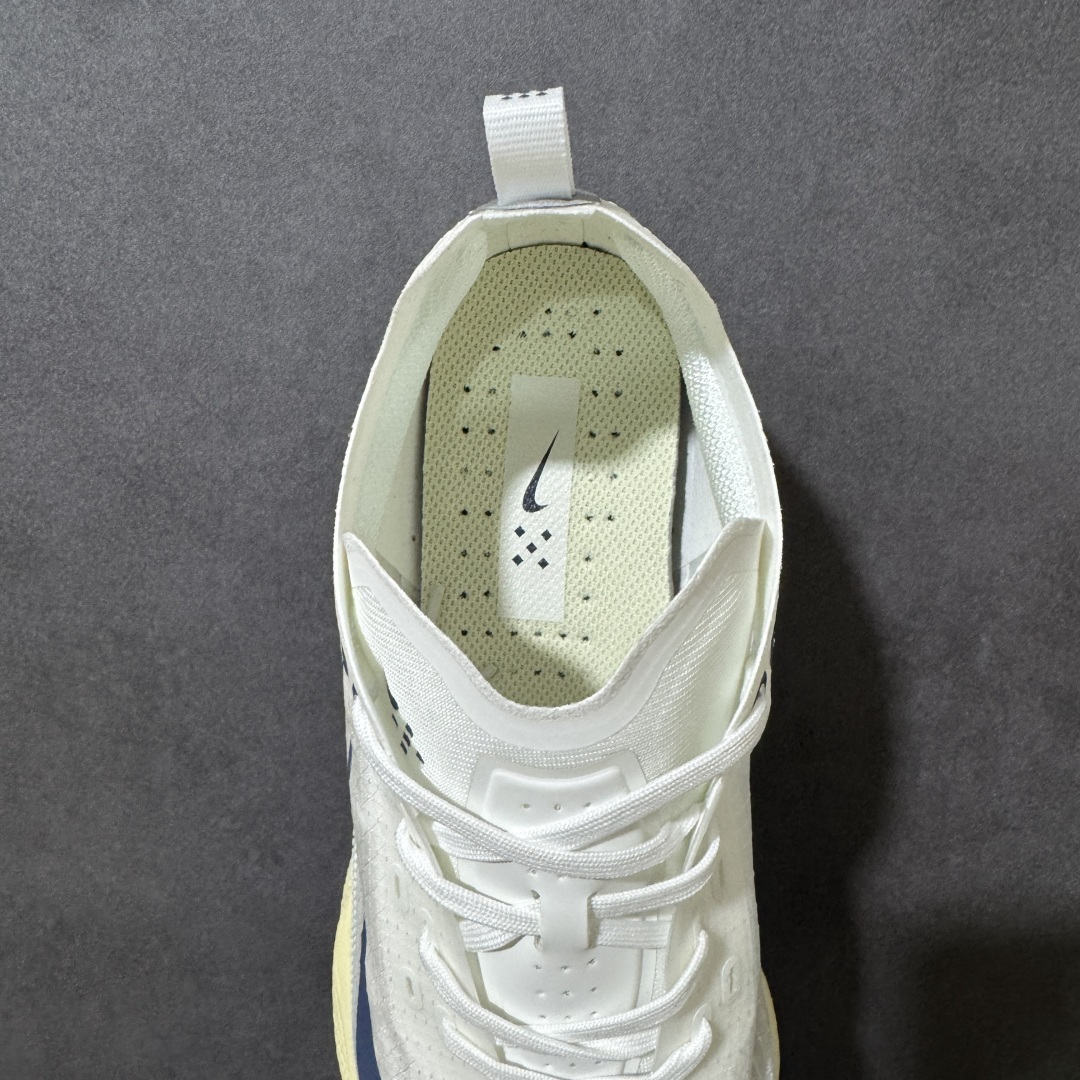 图片[6]-【公司级】Nike Ava X 耐克 舒适百搭耐磨低帮 休闲跑步鞋 采用轻盈的机能型织物鞋面 专为四季穿着而设计 流线型TPU包覆结构带来稳固贴合感 简约风橡胶外底具备出色排水性能和强劲抓地力 鞋身穿插的打孔赛道条纹灵感源自经典跑鞋 兼具舒适感与透气性 反光细节点缀其间 为都市夜行增添一份醒目与安全 货号： HM9697-003 尺码： 40-45-选品中心