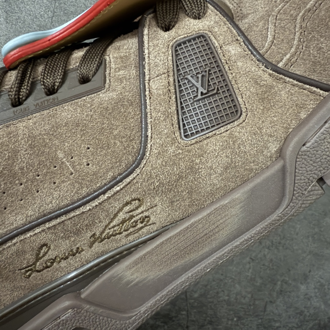 图片[4]-【佛山顶级超A版】Louis Vuitton LV Trainer系列 深棕卡其吊牌 仓库现货 当天可取 私人订单 专柜混卖零售专供 所有配色均为购买原版复刻 整体版型 皮料 市场独一无二 后跟版型都可以自行对比[机智]吊打市场所有货 怒甩十条街，欢迎拿市场各大工厂的货来对比！ 鞋舌烫金超正 压印程度秒杀市面90%以上的高端货 新配色陆续开发出货 尺码：39-45-选品中心