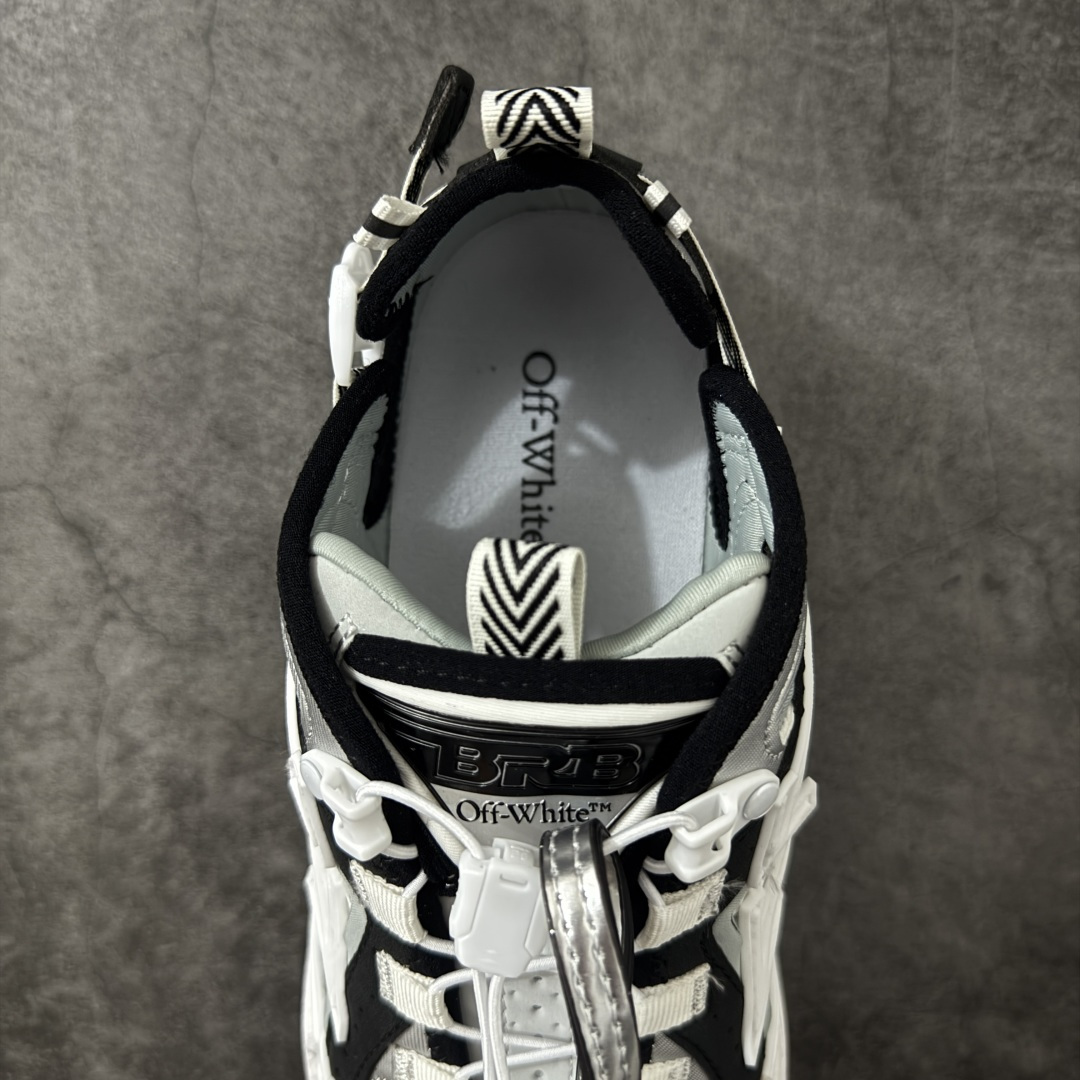 图片[8]-【纯原版】Off-White C/O VirGil Abloh 人气单品 2024s OW最新款情侣款跑鞋 百分百原盒正确版 原楦原纸板数据开发 4层分离大底 鞋面采用3d立体打印和多种材料拼接而成 防滑耐磨透气性轻便跑鞋 为曾经爆火 并且定位奢潮领域的标志性品牌 Off-White 仍需要不断更新符合当下潮流时尚的复古运动鞋款，以期收获基本盘消费者的关注🌝并将标志性箭头设计置于显著位置。🧊估计将在未来几个月登陆品牌专柜，喜欢的朋友切莫错过✔️ 鞋面：透气网布➕各种特殊定制材料拼接而成✔️ 大底：md+tpu+橡胶组合大底 尺码：36 37 38 39 40 41 42 43 44 45 46 47-选品中心