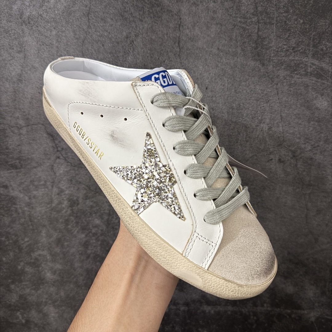 图片[3]-【纯原版】Golden Goose Super-Star Sabot 包头半拖鞋 小脏鞋 米白红闪星 GGDB Golden Goose Super Star系列小脏运动鞋 25ss官方新款 火爆全网各路明星纷纷上脚，头层牛皮小脏鞋，顶级品质 全部细节官网同步 完美精细做工，全手工打磨做旧，自带3厘米内增高，巴黎时装周出镜率最高的小脏鞋。2025sGolden Goose 官网同步上新，舒服不磨脚！ 尺码：35 36 37 38 39-选品中心