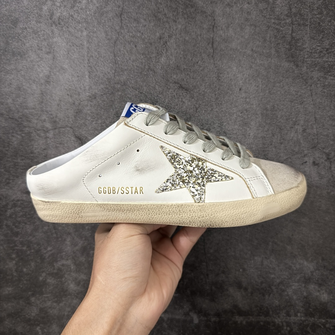 【纯原版】Golden Goose Super-Star Sabot 包头半拖鞋 小脏鞋 米白红闪星 GGDB Golden Goose Super Star系列小脏运动鞋 25ss官方新款 火爆全网各路明星纷纷上脚，头层牛皮小脏鞋，顶级品质 全部细节官网同步 完美精细做工，全手工打磨做旧，自带3厘米内增高，巴黎时装周出镜率最高的小脏鞋。2025sGolden Goose 官网同步上新，舒服不磨脚！ 尺码：35 36 37 38 39-选品中心