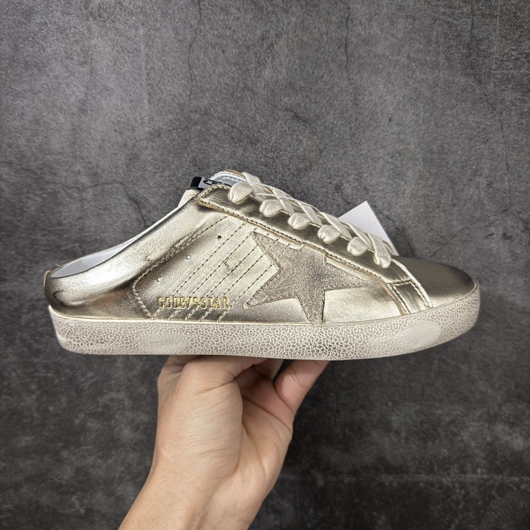 【纯原版】Golden Goose Super-Star Sabot 包头半拖鞋 小脏鞋 GGDB Golden Goose Super Star系列小脏运动鞋 25ss官方新款 火爆全网各路明星纷纷上脚，头层牛皮小脏鞋，顶级品质 全部细节官网同步 完美精细做工，全手工打磨做旧，自带3厘米内增高，巴黎时装周出镜率最高的小脏鞋。2025sGolden Goose 官网同步上新，舒服不磨脚！ 尺码：35 36 37 38 39-选品中心
