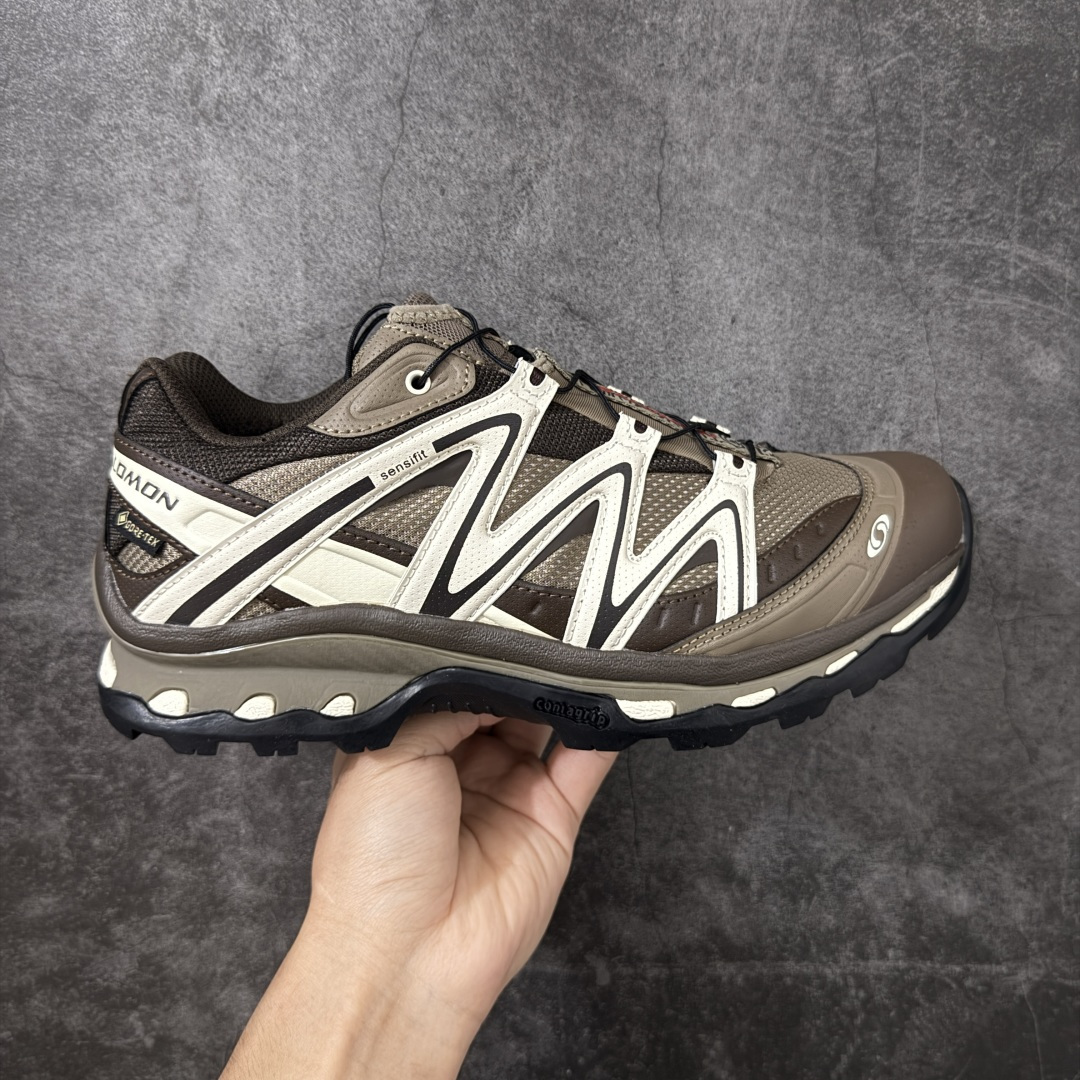 【PZ纯原】SALOMON XT-Quest 萨洛蒙潮流越野机能户外功能鞋 茶马古道 492789 全新版本出货 好货不怕晚 品质 细节 材料都是肉眼可以见！ 售前售后也是其它工厂无法匹敌！ 纯原外贸平台特供订单 耗时半年巨作 全套原纸板楦头开发 原厂特供网布配套加持 确保原汁原味 完美呈现版型 原档数据独家私模五层组合大底 原装Ortholite轻量化鞋垫 中底布带钢印编号 原厂TPU锁扣 进口港宝加持 后跟自然饱满 还原公司包裹性 鞋面采用SENSIFT贴合技术 全方位贴合包裹脚型 鞋跟部鞋底牵引设计 提供强大的抓地性能 更适应野外崎岖不平的道路 其3D ADVANCED CHASSIS底盘 材料轻量大化 钉齿设计更具稳定性 防护性 鞋底易磨损区运用CONTAGRIP高耐磨材料 应对城市硬质路面长距离跑考验 尺码：36 36.5 37.5 38 38.5 39 40 40.5 41 42 42.5 43 44 44.5 45-选品中心