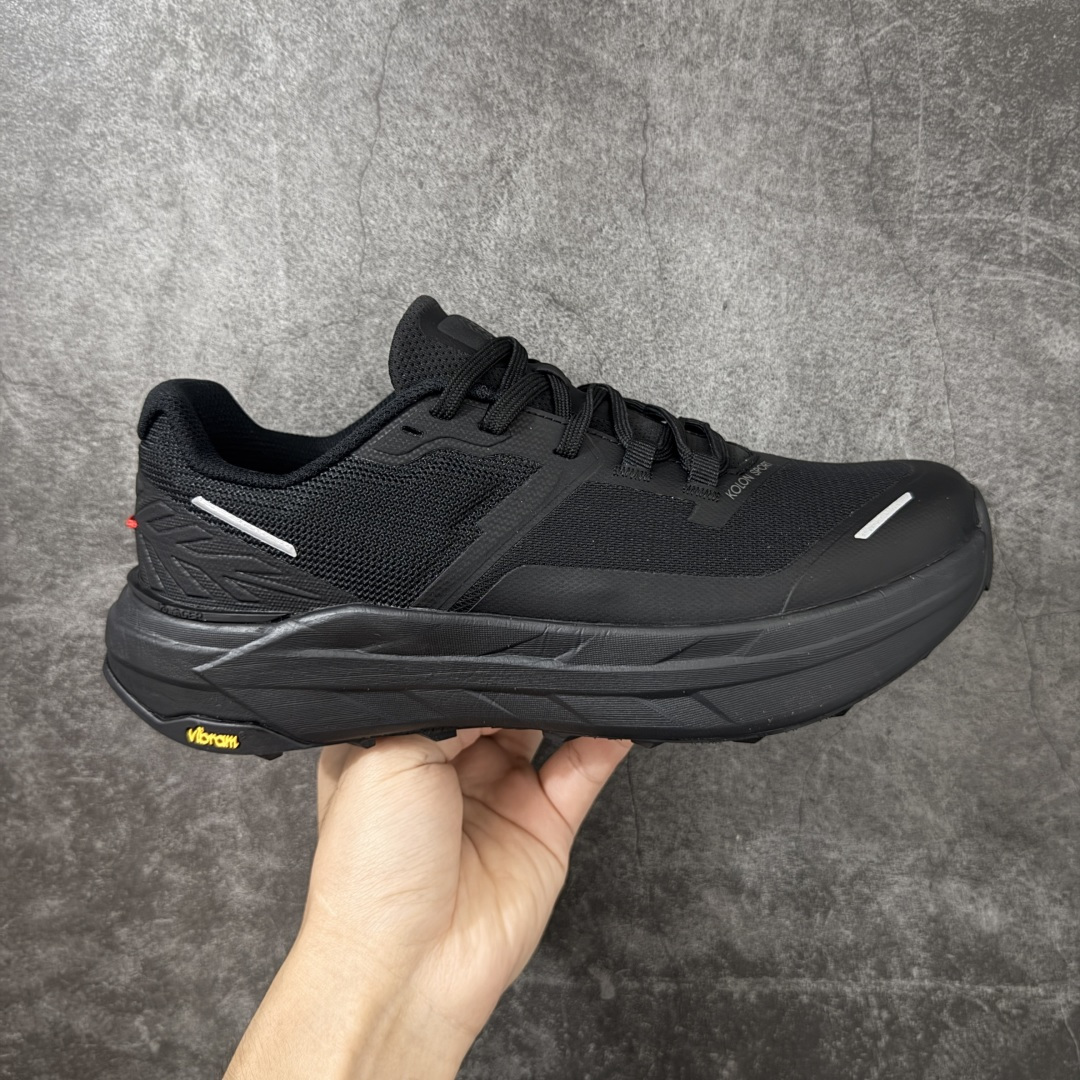 【绿X版】可隆KOLON SPORT 抓地V底巴斯夫轻盈KRUST越野跑鞋 户外功能鞋 适合短距离多地形穿着的越野跑鞋 耐用梭织鞋面 便于应对不同地形的高强度挑战 EVA中底 脚感轻盈舒适 外底搭载Vibram Megagrip湿地止滑配方 多地形适用使用全新巴斯夫鞋垫 舒适抗菌 适合亚洲人脚型的鞋楦设计 在奔跑过程中更舒适 货号： LUFH6MN003 尺码： 36-45带半码-选品中心