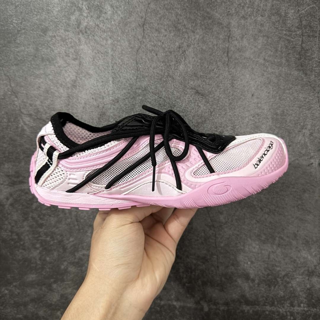 【OK版本】Balenciaga巴黎世家 Radar 圆头系带 做旧效果 低帮 生活休闲鞋 巴黎世家25代 轻薄款经典黑出货 这个非常适合春夏季 很薄很轻 摆脱了巴黎世家往昔那种笨重的观念 尺码：35-46-选品中心