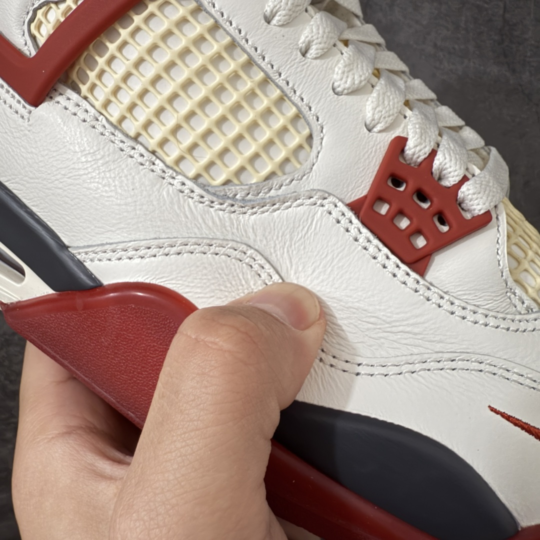 图片[4]-【LW纯原版】 Air Jordan × Nigel Sylvester Air Jordan AJ4 联名\”Brick After Brick\” 白红 白砖 货号：IQ8055-100 第一梯队最新批次 细节多次校对改良 接近完美 细节达到可过鉴定标准 耗时半年巨作 全套原纸板楦头开发 原厂特供皮料加持 确保原汁原味 完美呈现四代版型 一比一鞋头弧度高度鞋身弧度 数据细节工艺流程均保持原鞋一致 原厂TPU网格鞋带扣 正确内里网布 菱角分明不变形无多余毛边 柔软性质感一致于原鞋 原厂织唛标 原厂飞人电绣工艺 尾指中部跳三针 独家绑鞋带手法 印刷中底布 四线拉帮 米色美纹纸贴合固定 进口港宝加持 后跟自然饱满 全鞋荧光划线卡点 追求极致完美 每一双都是工艺品 多重QC质检 超越公司货的品控标准 实实在在的免检产品 尺码：40-48.5-选品中心