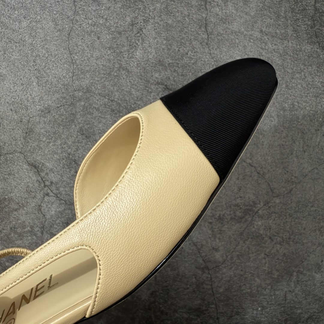 图片[6]-【佛山超A版】CHANEL 24S Slingback系列经典凉鞋低跟皮鞋 有多少姐妹是穿旧了之后，还是会选择重新买一双slingback！因为它太经典，再也不会遇到一款这么好搭的了，各处线条都很拉长腿型！不挑，随便搭都很抢镜！ 原版购入zp开发，调色上千次，绝无色差！ 进口原皮+意大利原厂真皮大底(渠道材料这块我们非常有优势) 全部颜色都有购入zp打版，色差这块直接避免，各处细节都与今年最新版本的一致 全套高端包装飞机礼盒 注意：原版真皮大底比较娇贵，试穿务必不要搞脏，否则影响二次销售无法退换 尺码：35-41码-选品中心