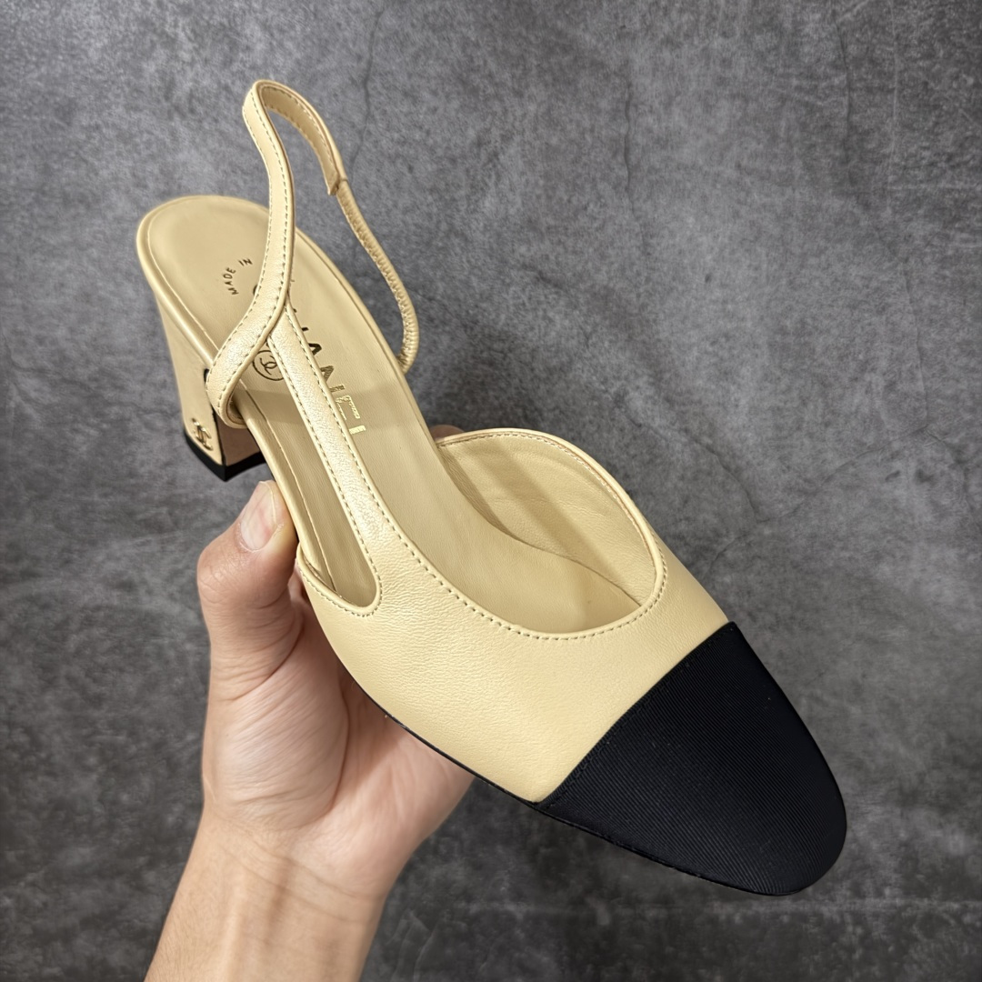 图片[3]-【佛山超A版】CHANEL 香奈儿Slingback系列经典凉鞋高跟粗跟皮鞋 有多少姐妹是穿旧了之后，还是会选择重新买一双slingback！因为它太经典，再也不会遇到一款这么好搭的了，各处线条都很拉长腿型！不挑，随便搭都很抢镜！ 原版购入zp开发，调色上千次，绝无色差！ 进口原皮+意大利原厂真皮大底(渠道材料这块我们非常有优势) 全部颜色都有购入zp打版，色差这块直接避免，各处细节都与今年最新版本的一致 全套高端包装飞机礼盒 注意：原版真皮大底比较娇贵，试穿务必不要搞脏，否则影响二次销售无法退换 尺码：35-41码-选品中心