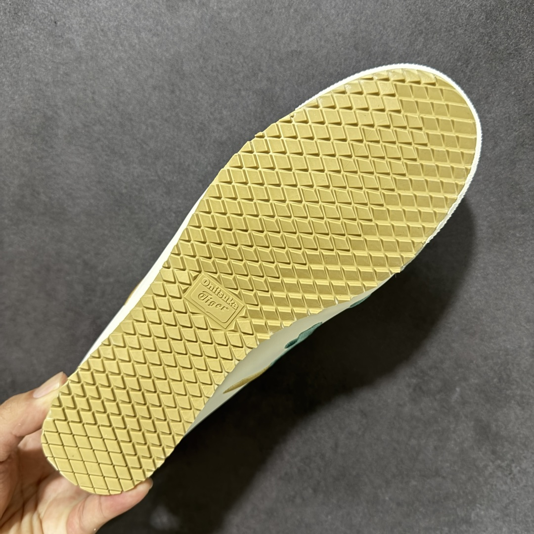 图片[9]-【公司级】Onitsuka Tiger MEXICO 66 NM 板鞋 MEXICO 66是鬼冢虎旗下最经典的款式，李小龙最喜欢的一款训练鞋休闲鞋！鞋身特有的虎爪造型LOGO，辨识度非常高！更是由偶像明星李宇春等人代言，成为越来越流行的休闲鞋选择 货号：1183C320-103 1183C320-104 尺码：36 37 38 39 40.5 41.5 42 43.5 44 45-选品中心