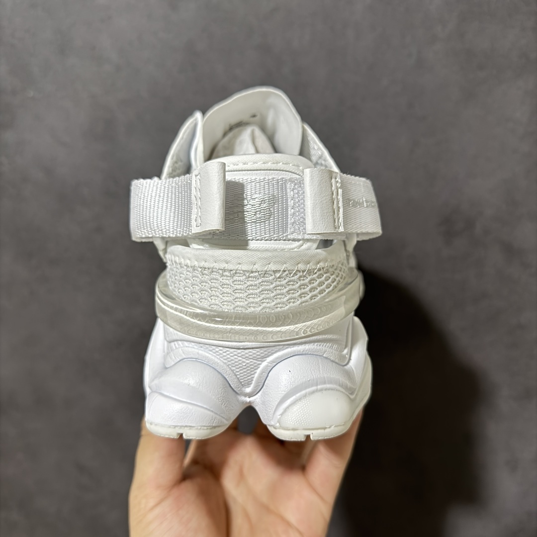 图片[4]-【公司级】New Balance NB 9060 复古单品 9060凉鞋 U90606B5 鞋款灵感源自设计师本人对夏日的怀日回忆。鞋面大身由空间双格及磨砂鞋面拼接而生，配以柔和、温暖的粉橘色调，夏日氛围拉满采用大面积网眼以及麂皮材质覆盖鞋身，还原经典气质。搭载ABZORB避震科技，由泡沫聚酯制成，上脚可以有效减少由鞋底反弹对身体及双腿的冲击 尺码：36 37 37.5 38 38.5 39.5 40 40.5 41 42 42.5 43 44 44.5 45 46-选品中心