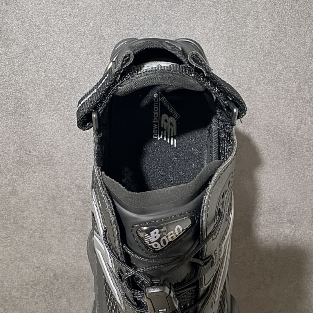 图片[6]-【公司级】New Balance NB 9060 复古单品 9060凉鞋 U90604SC 鞋款灵感源自设计师本人对夏日的怀日回忆。鞋面大身由空间双格及磨砂鞋面拼接而生，配以柔和、温暖的粉橘色调，夏日氛围拉满采用大面积网眼以及麂皮材质覆盖鞋身，还原经典气质。搭载ABZORB避震科技，由泡沫聚酯制成，上脚可以有效减少由鞋底反弹对身体及双腿的冲击 尺码：36 37 37.5 38 38.5 39.5 40 40.5 41 42 42.5 43 44 44.5 45 46-选品中心