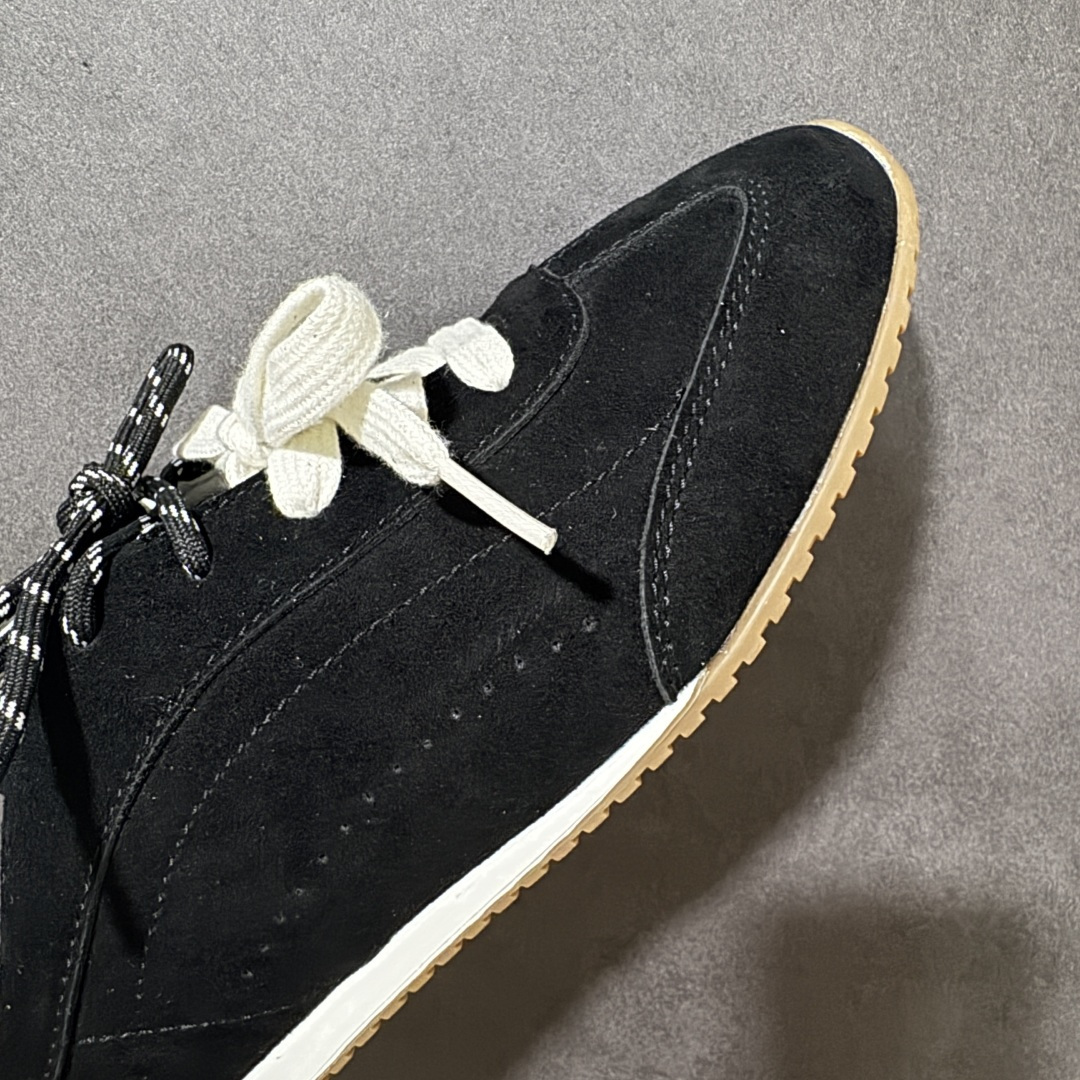 图片[8]-【公司级】美国知名瑜伽品牌 Alo Yoga Launches Mule Sneaker 发动系列低帮阿甘T头薄底穆勒风包头式露跟休闲凉拖鞋“浅棕白生胶底”半拖 包头拖 货号：A1004U 尺码：36-42无半码-选品中心